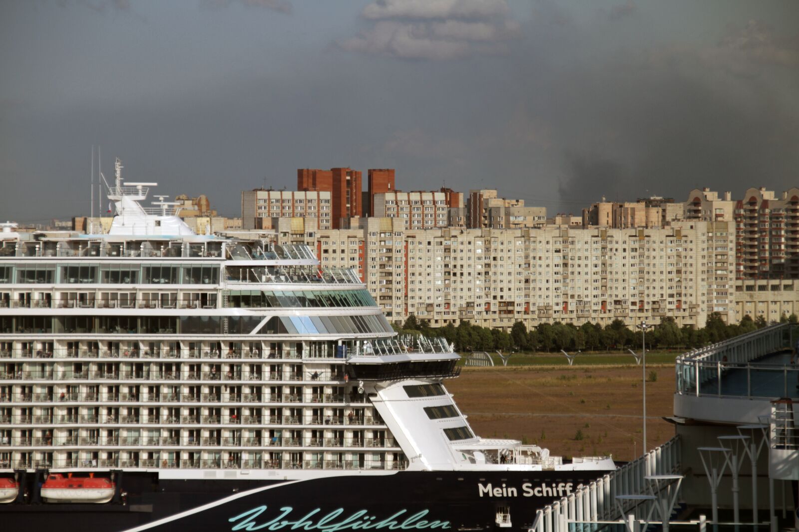 Canon EOS 7D sample photo. St petersburg, port, ship photography
