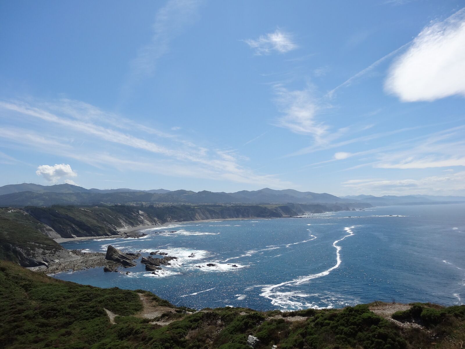 Sony Cyber-shot DSC-HX20V sample photo. Sea, asturias, clouds photography