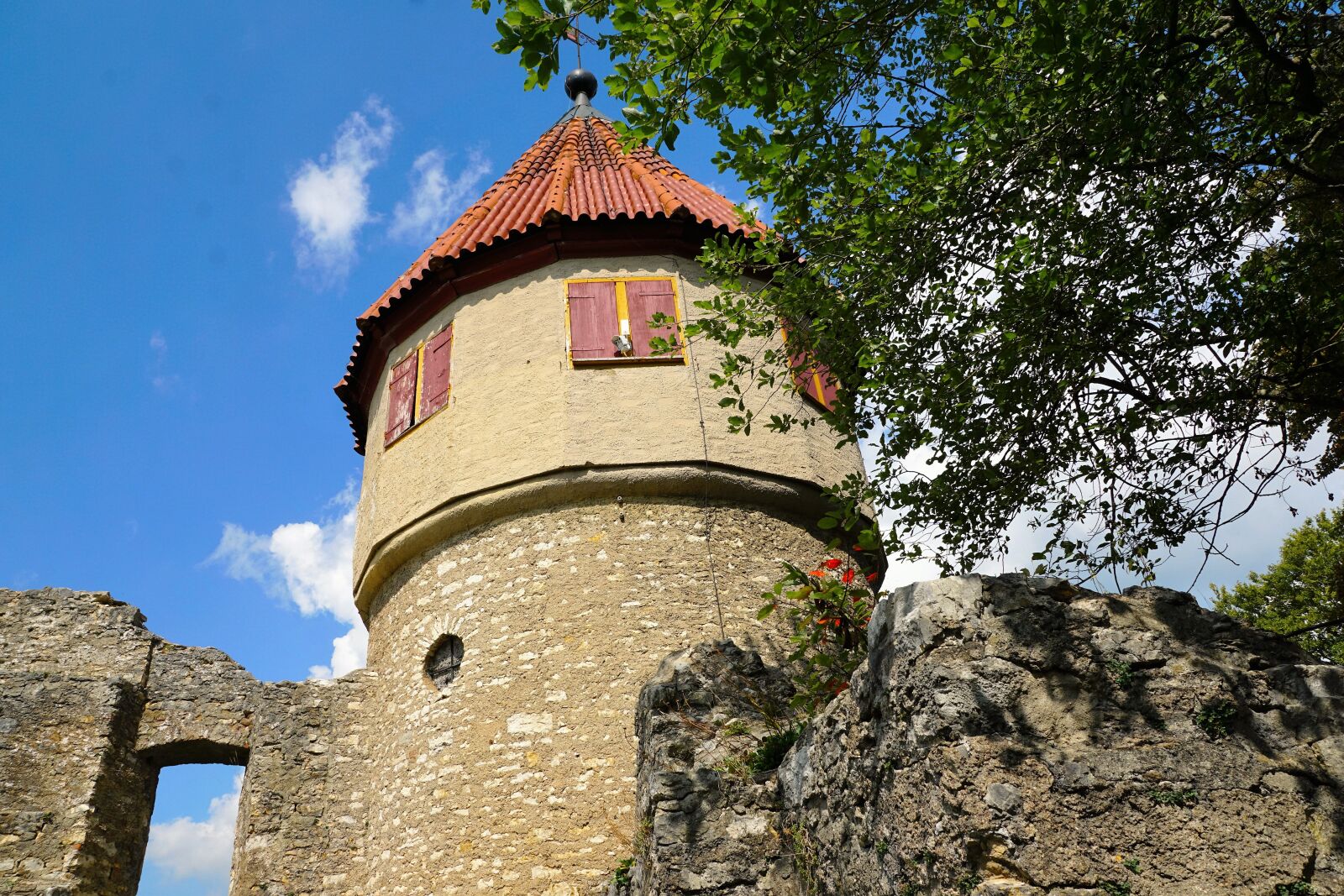 Sony ILCA-77M2 + Sony DT 16-50mm F2.8 SSM sample photo. Honing mountain, tuttlingen, summer photography