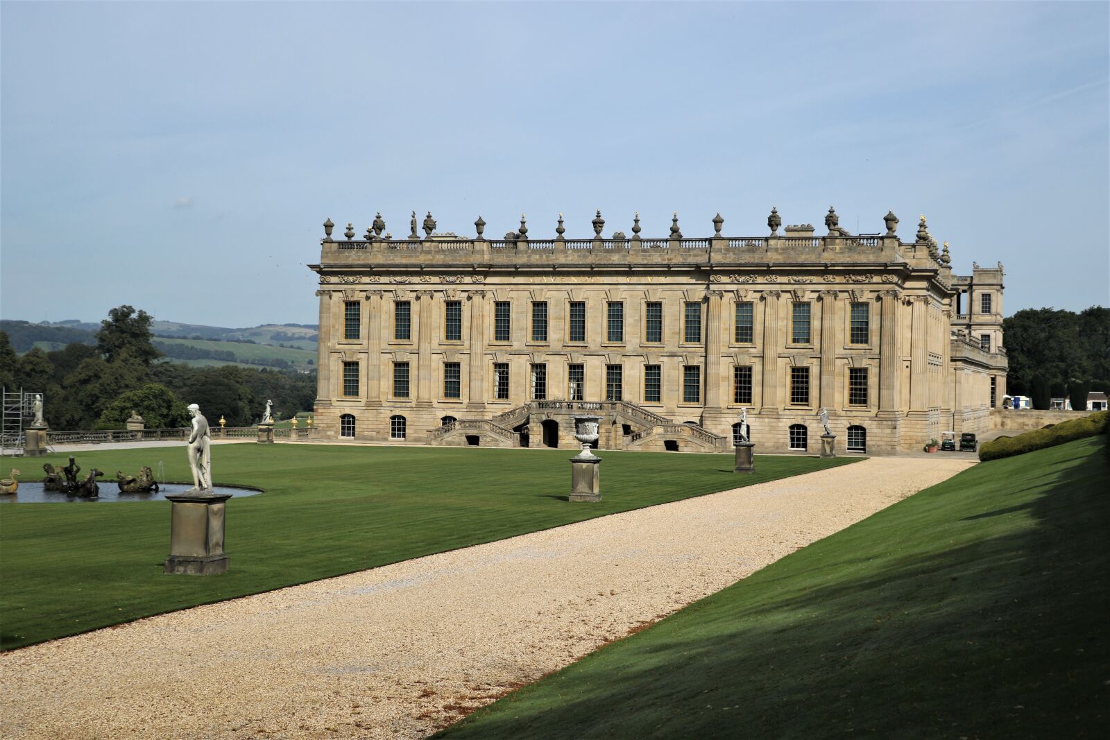 Canon EOS 7D Mark II + Canon EF-S 18-135mm F3.5-5.6 IS STM sample photo. Chatsworth house, derbyshire, peak photography