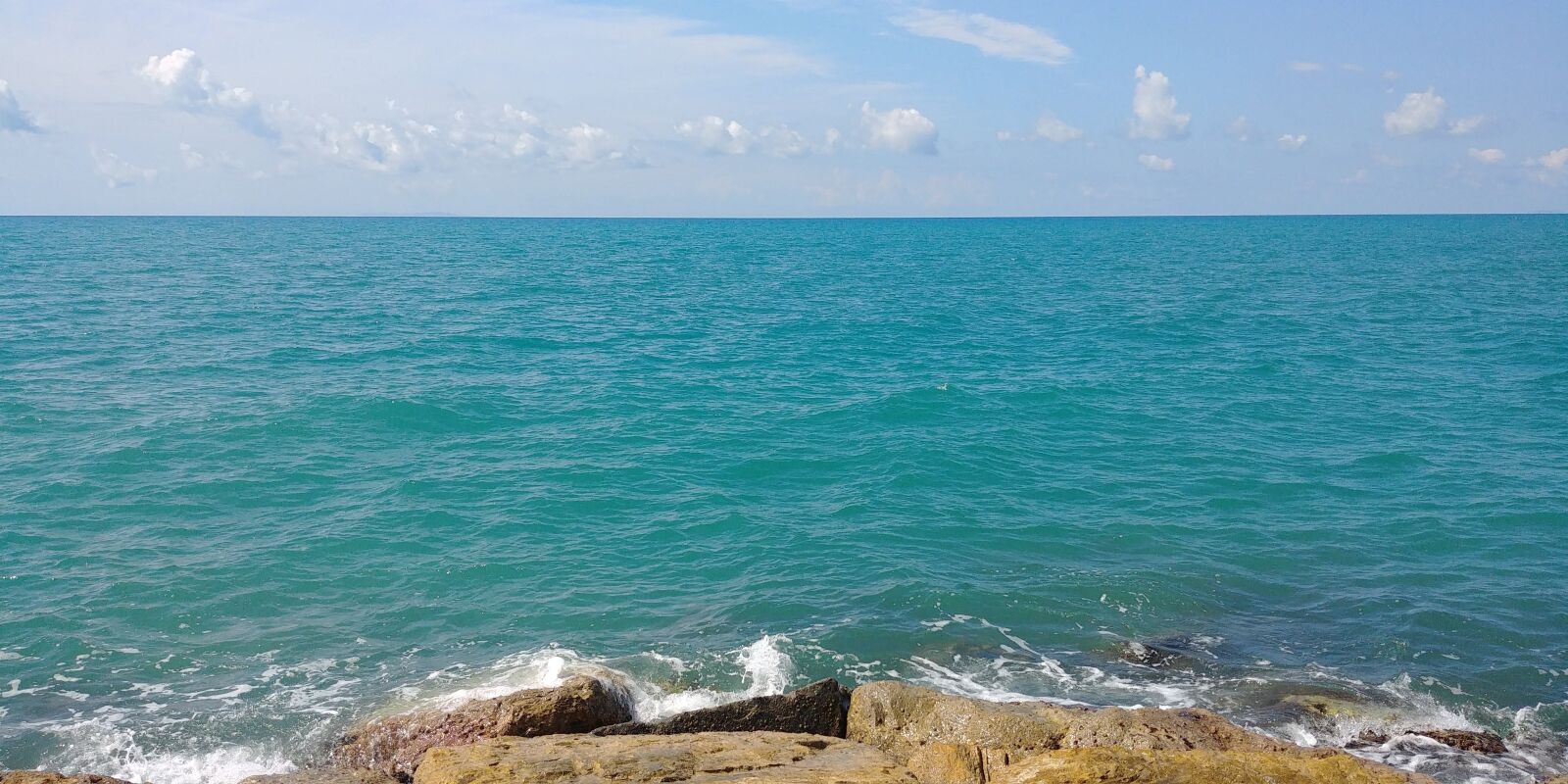 LG G6 sample photo. Sea, water, beach photography