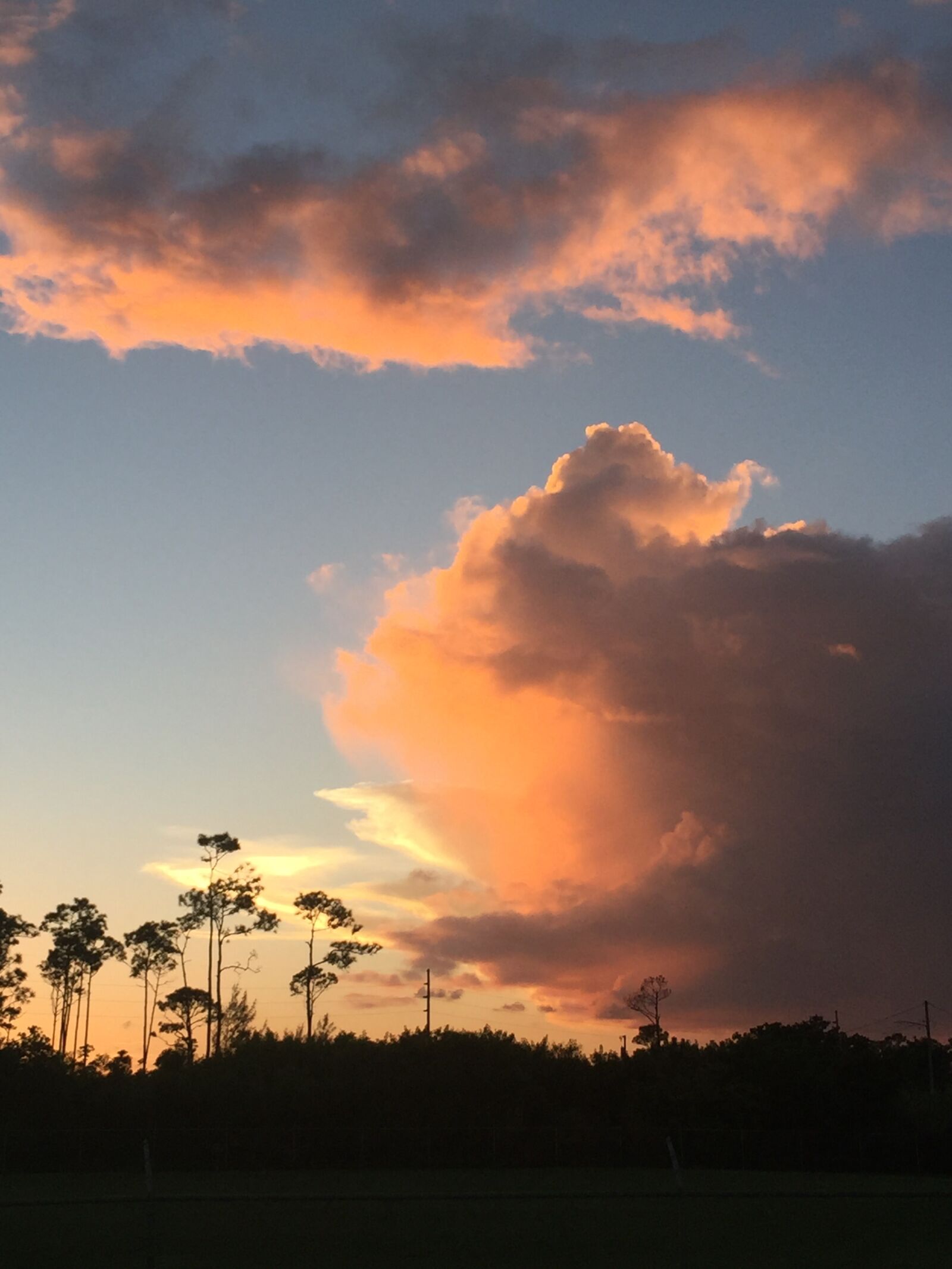 iPhone 6 back camera 4.15mm f/2.2 sample photo. Sunset, paradise, sky photography