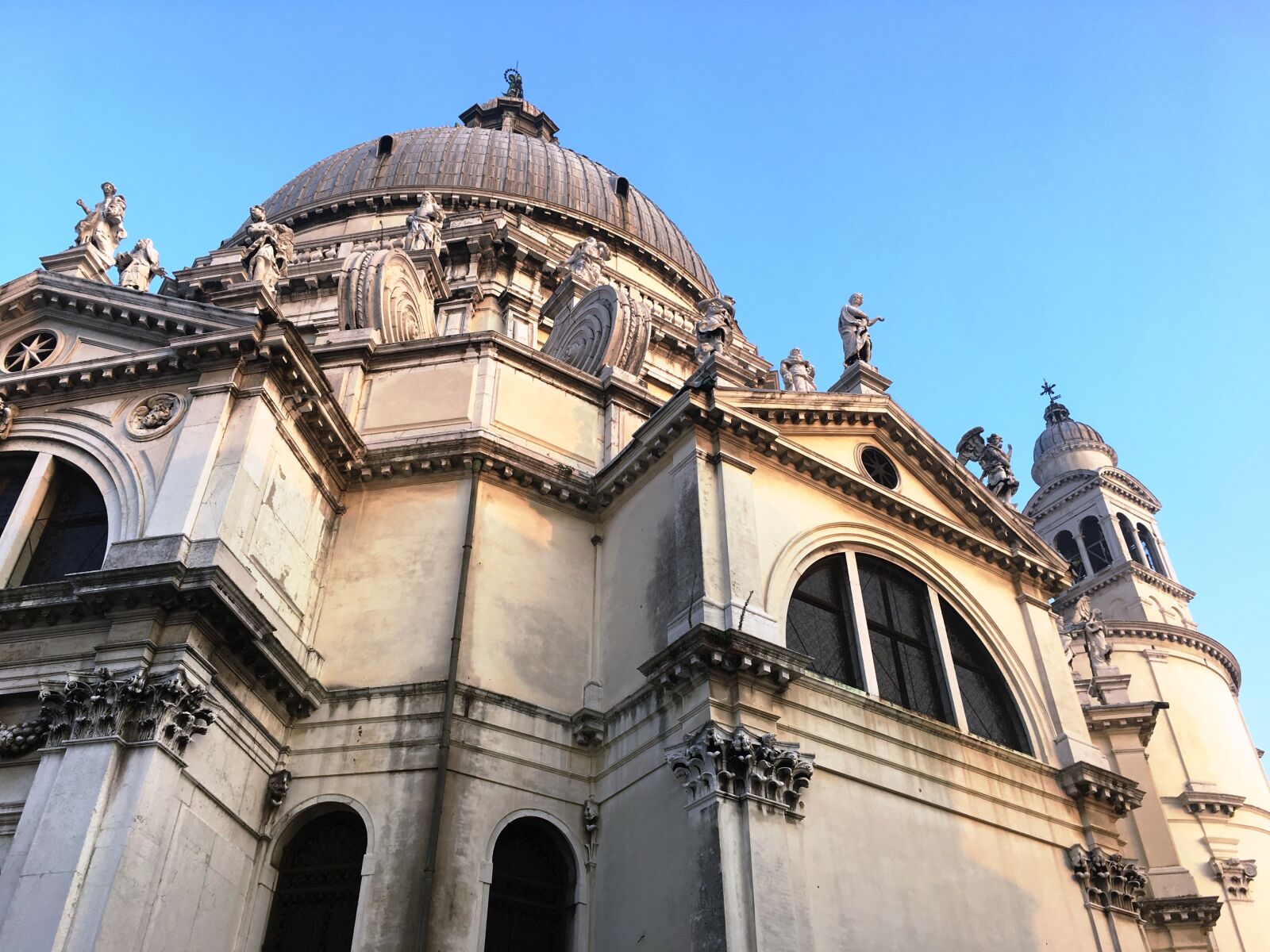 Apple iPhone 6s Plus sample photo. Basil, venice, church photography