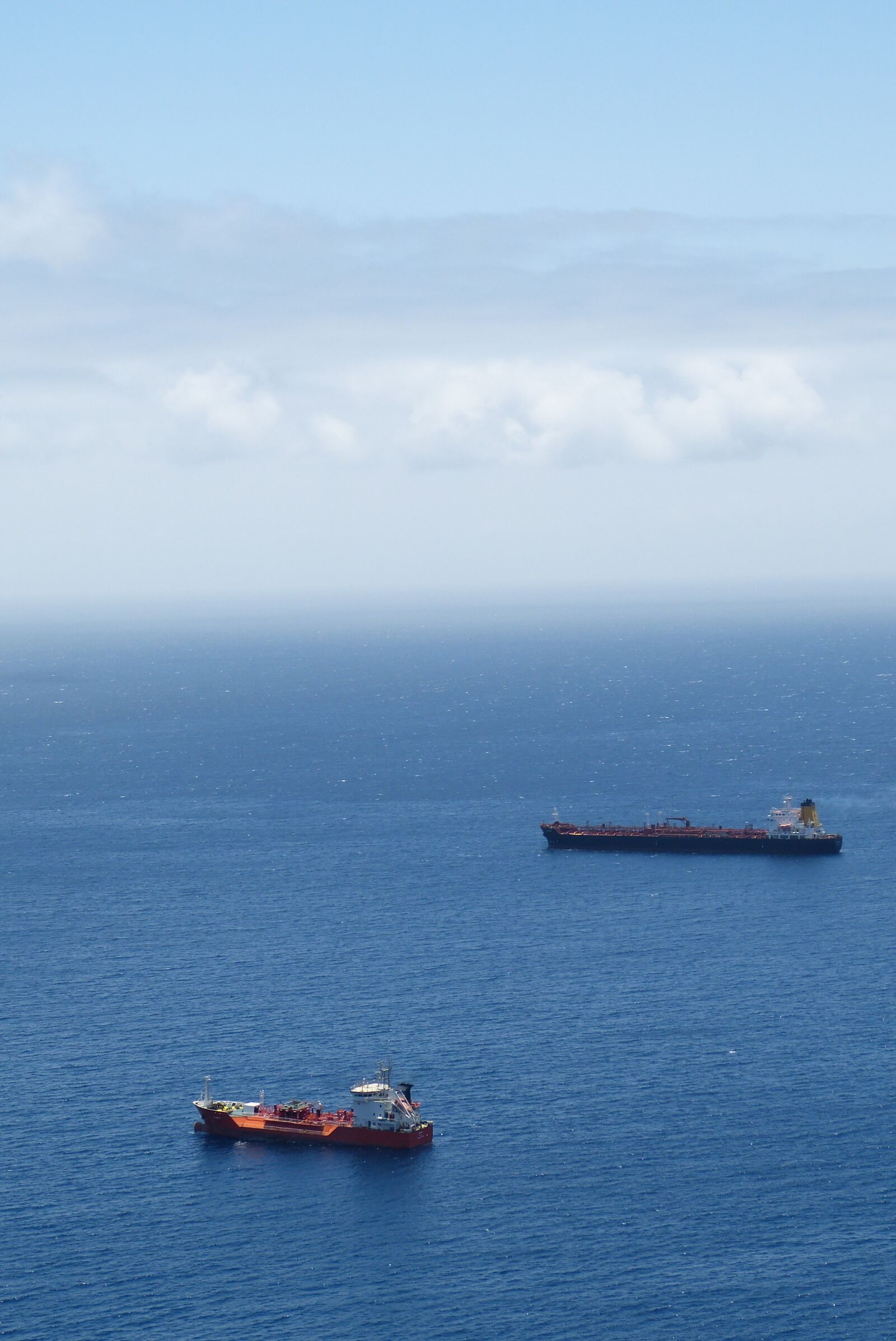 Panasonic Lumix DMC-FZ150 sample photo. Sea, water, ships photography