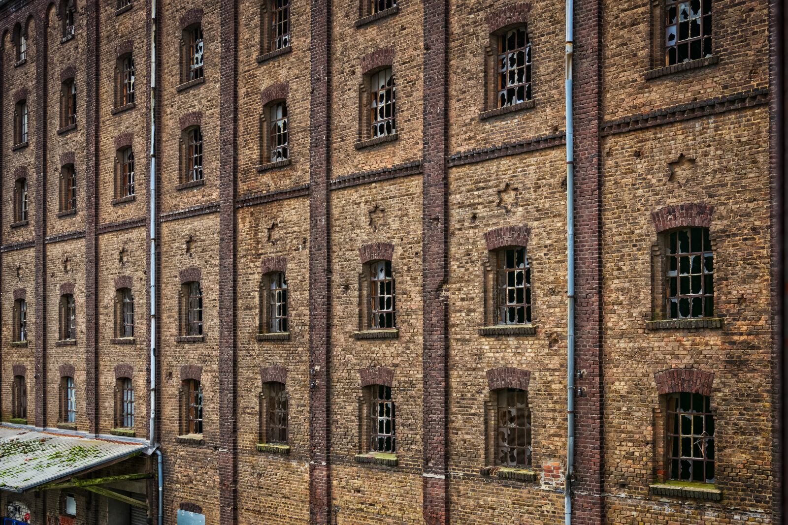 Nikon D3300 sample photo. Factory, historically, industry photography