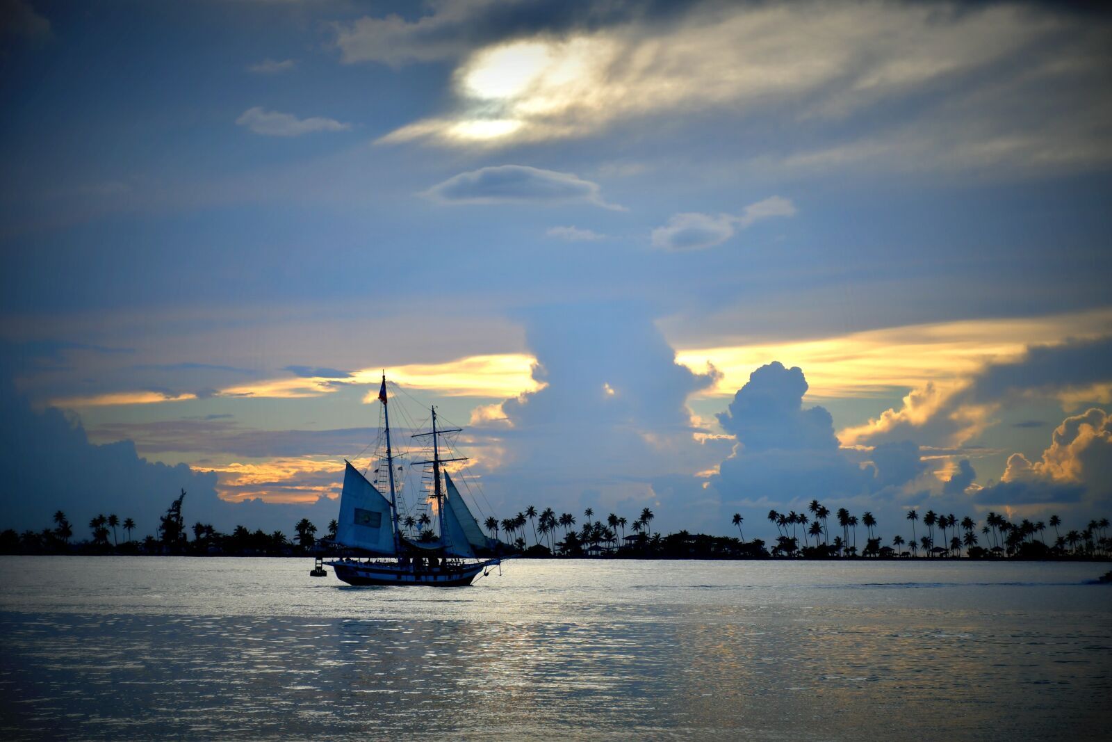 Nikon D7500 sample photo. Boat, ocean, night photography