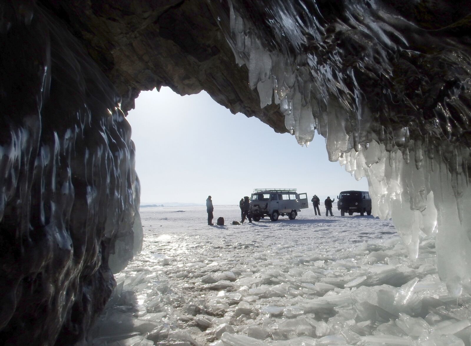 Fujifilm FinePix S1 sample photo. Baikal, lake, cave photography