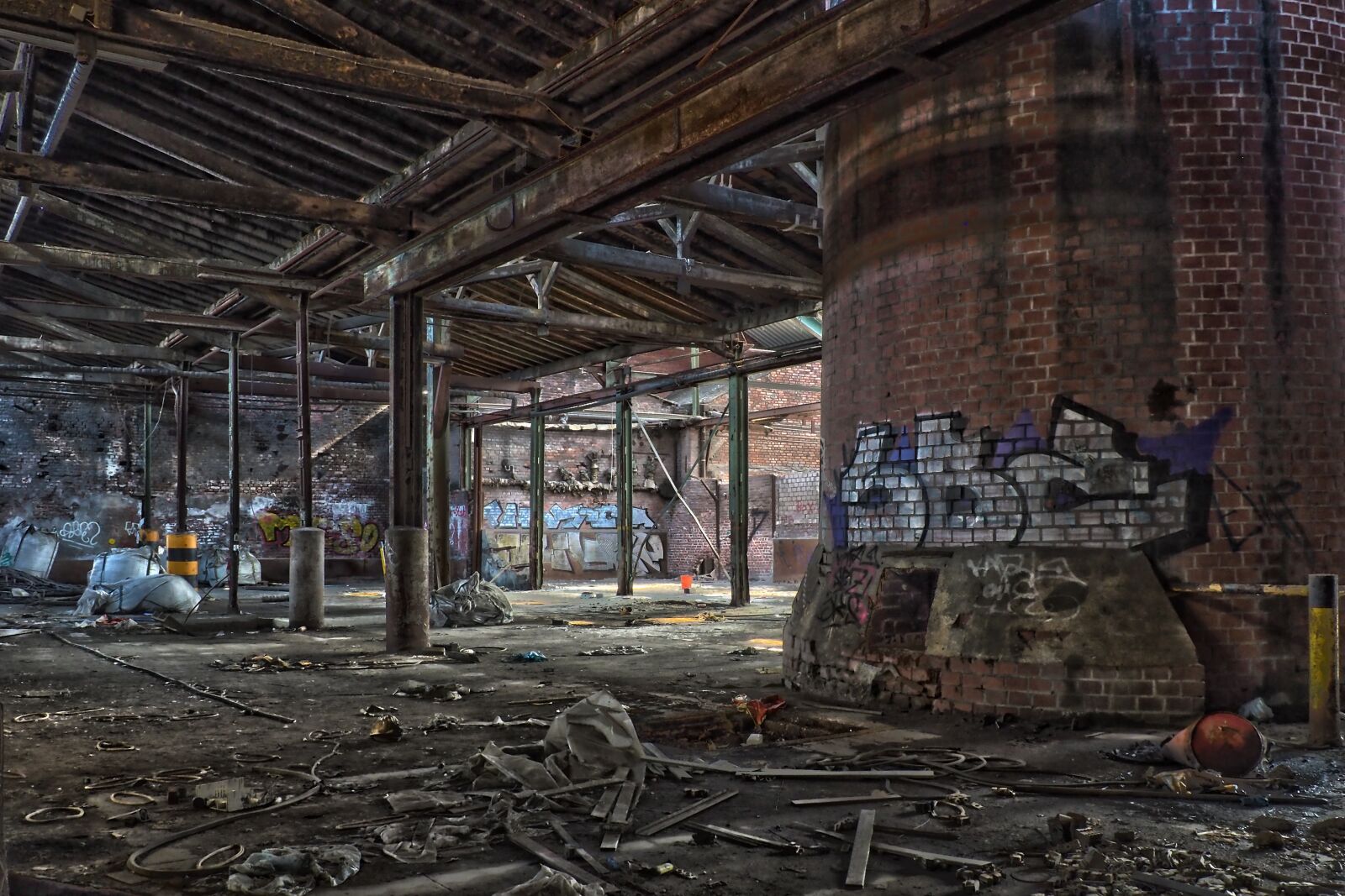 Olympus OM-D E-M10 sample photo. Lost places, factory, pforphoto photography