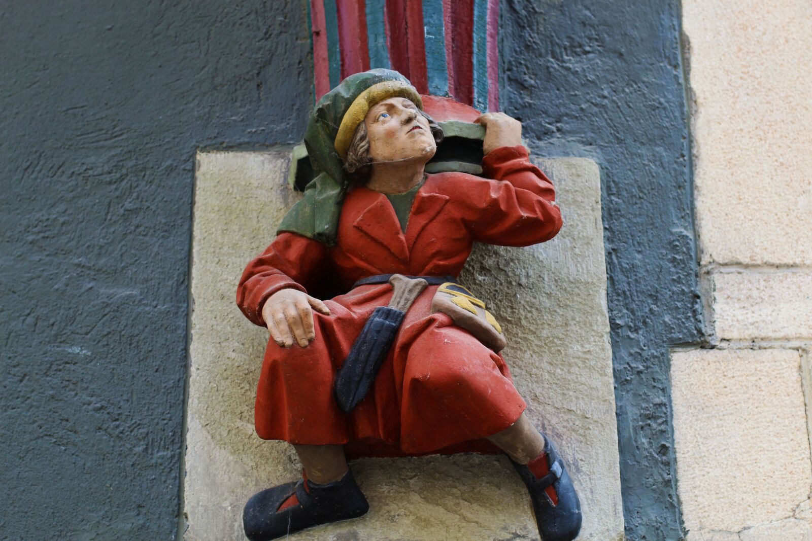 Canon EF 50mm F1.4 USM sample photo. T bingen, figure, house photography