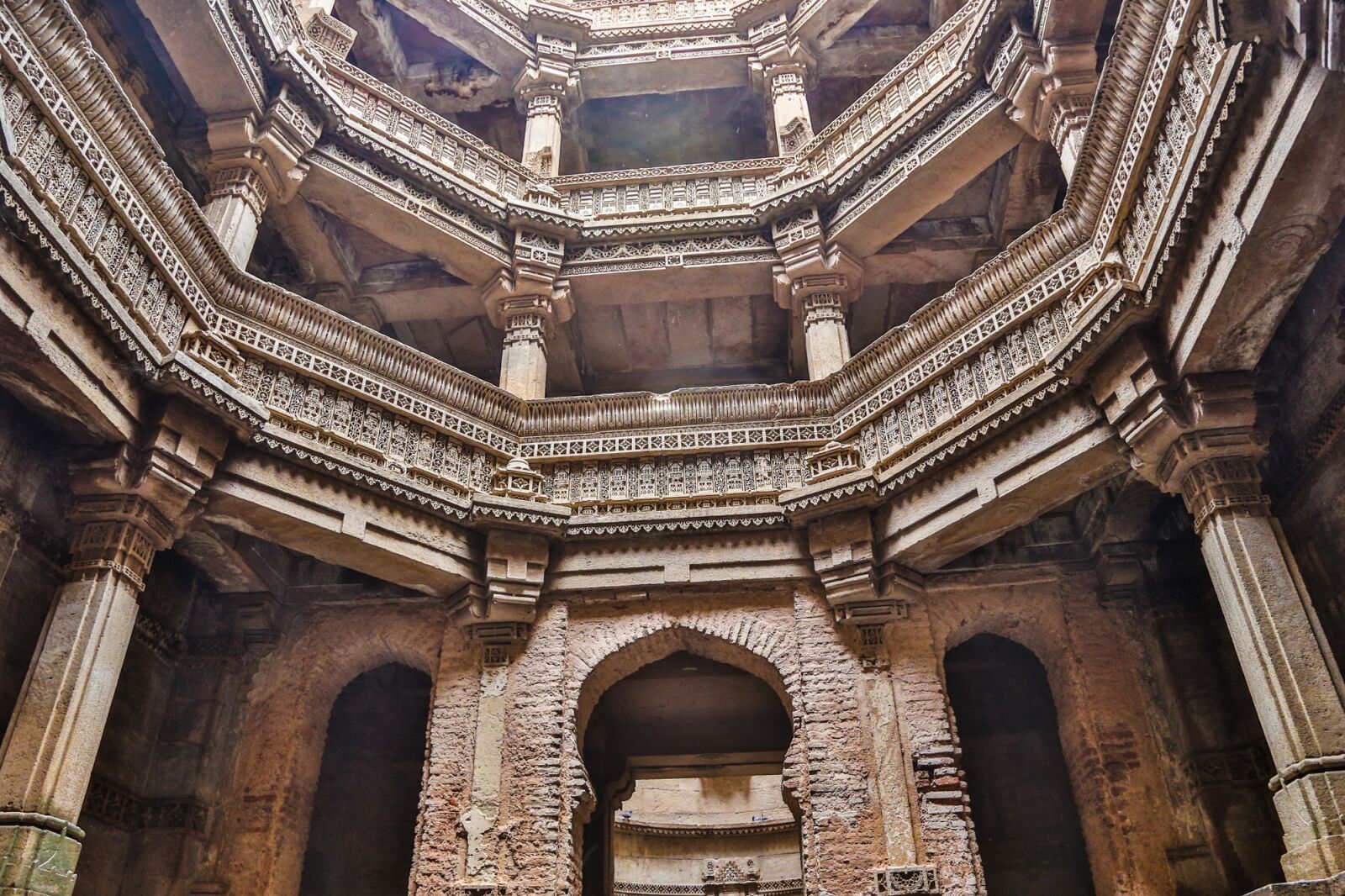Canon EF 24-105mm F4L IS USM sample photo. Adalaj step well, adalaj photography