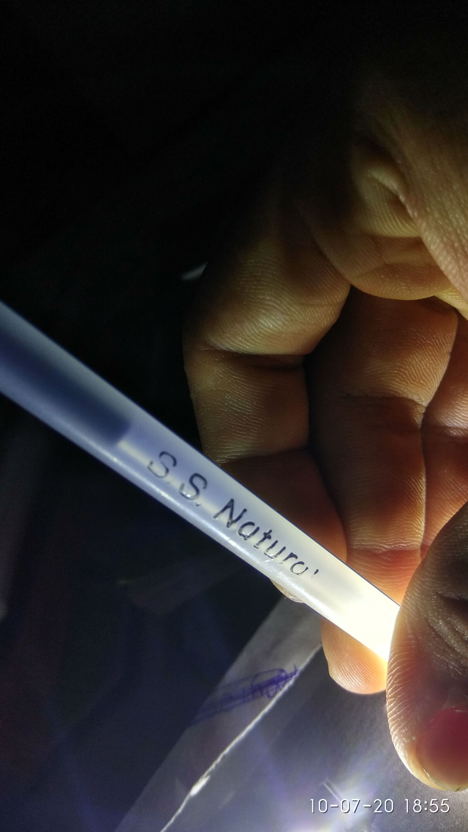 Xiaomi Redmi Note 4 sample photo. Pg clicks, pen, light photography