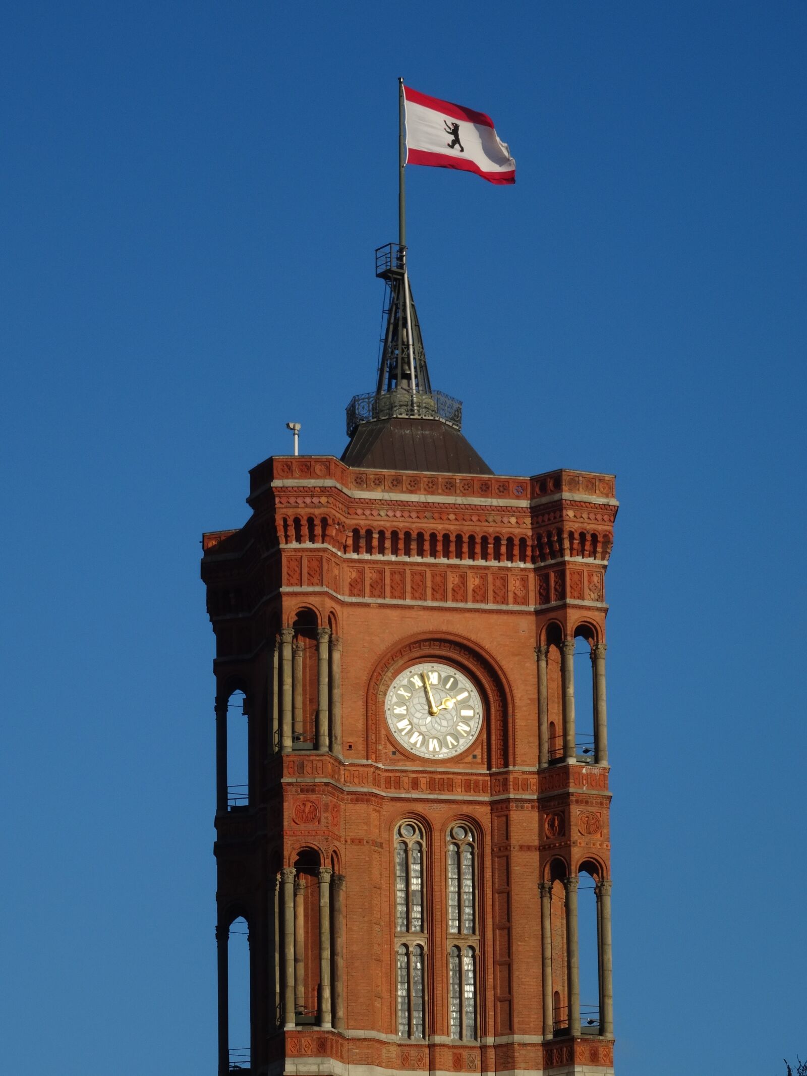 Sony Cyber-shot DSC-HX50V sample photo. Berlin, tower, architecture photography