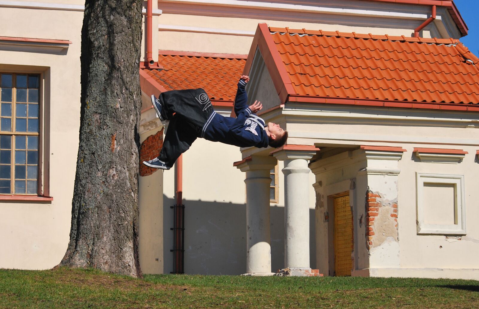 Nikon D60 sample photo. Acrobatic, parkour, jump photography