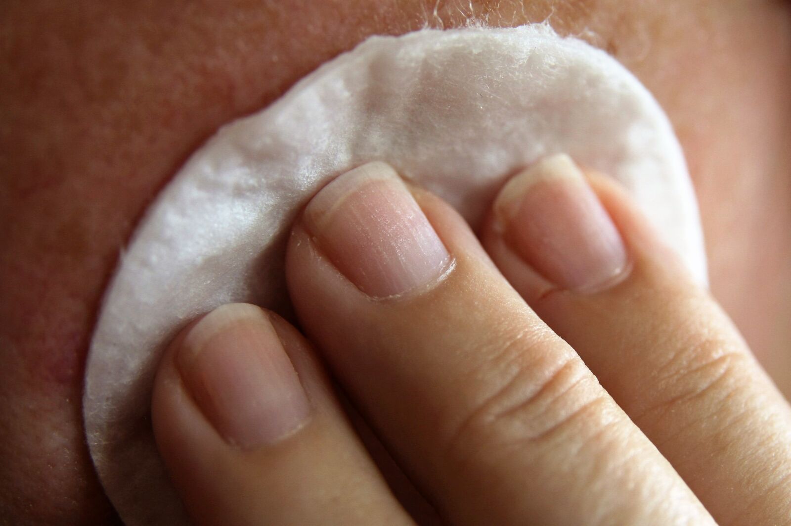 Canon EOS 50D sample photo. Skincare, cleaning skin, cotton photography