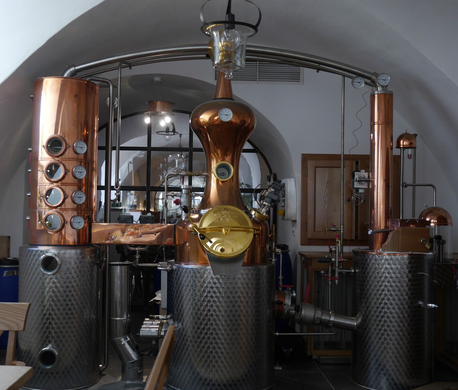 Panasonic Lumix DMC-G6 sample photo. Distillation, snap brennan location photography