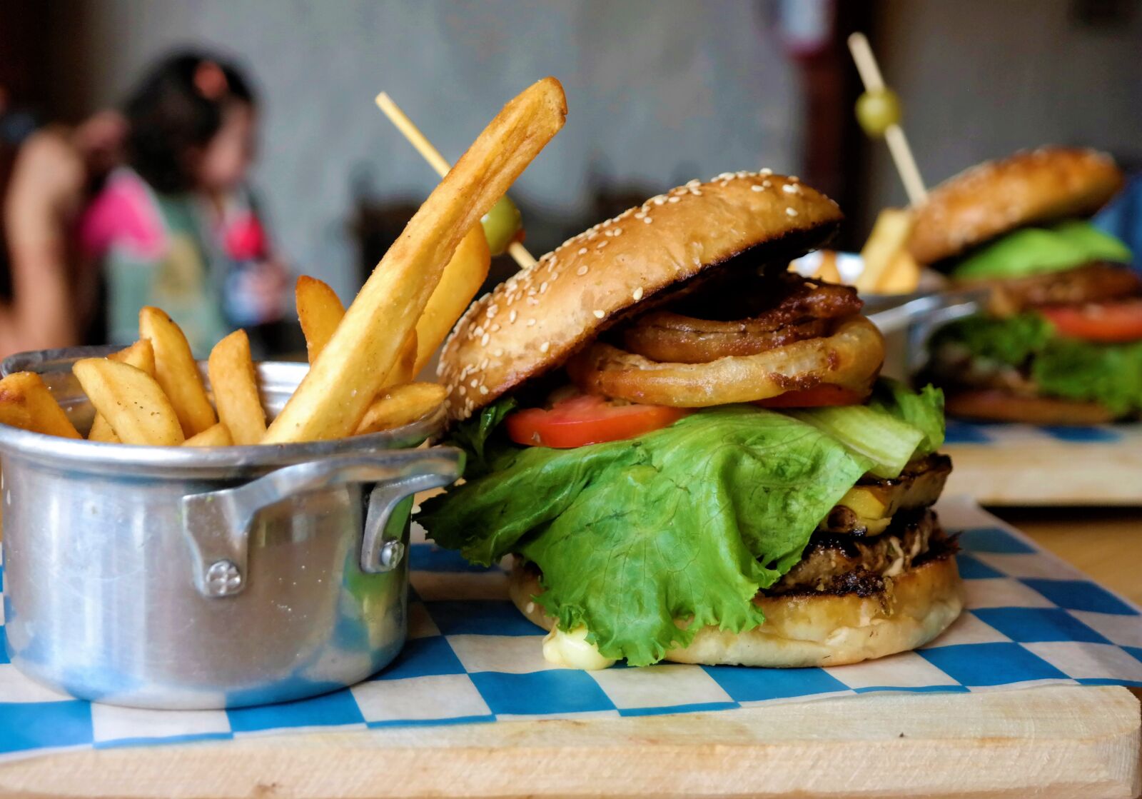 Samsung NX300 sample photo. Burger, gourmet, terrace photography