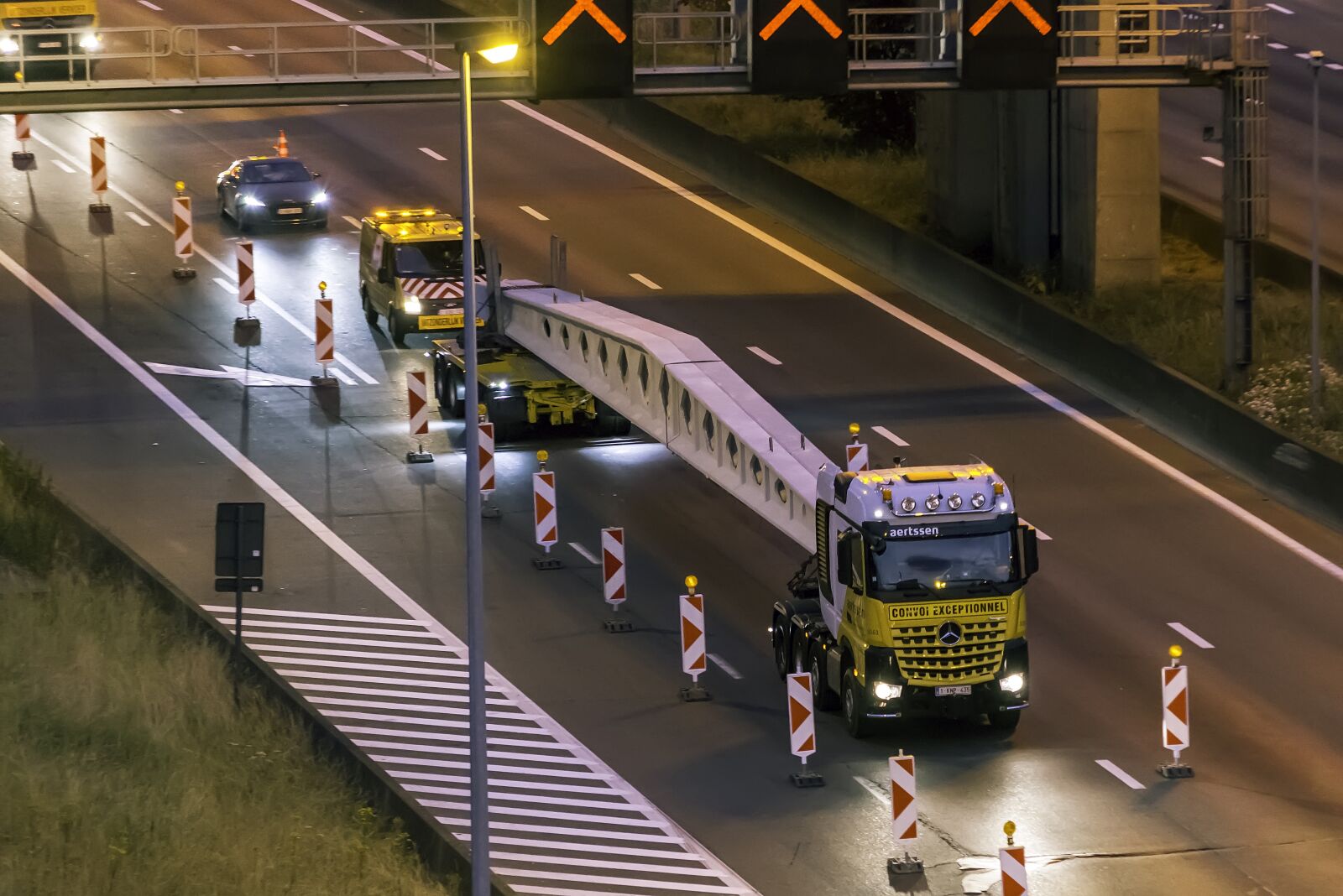 Nikon D610 sample photo. Transport, truck, special transport photography