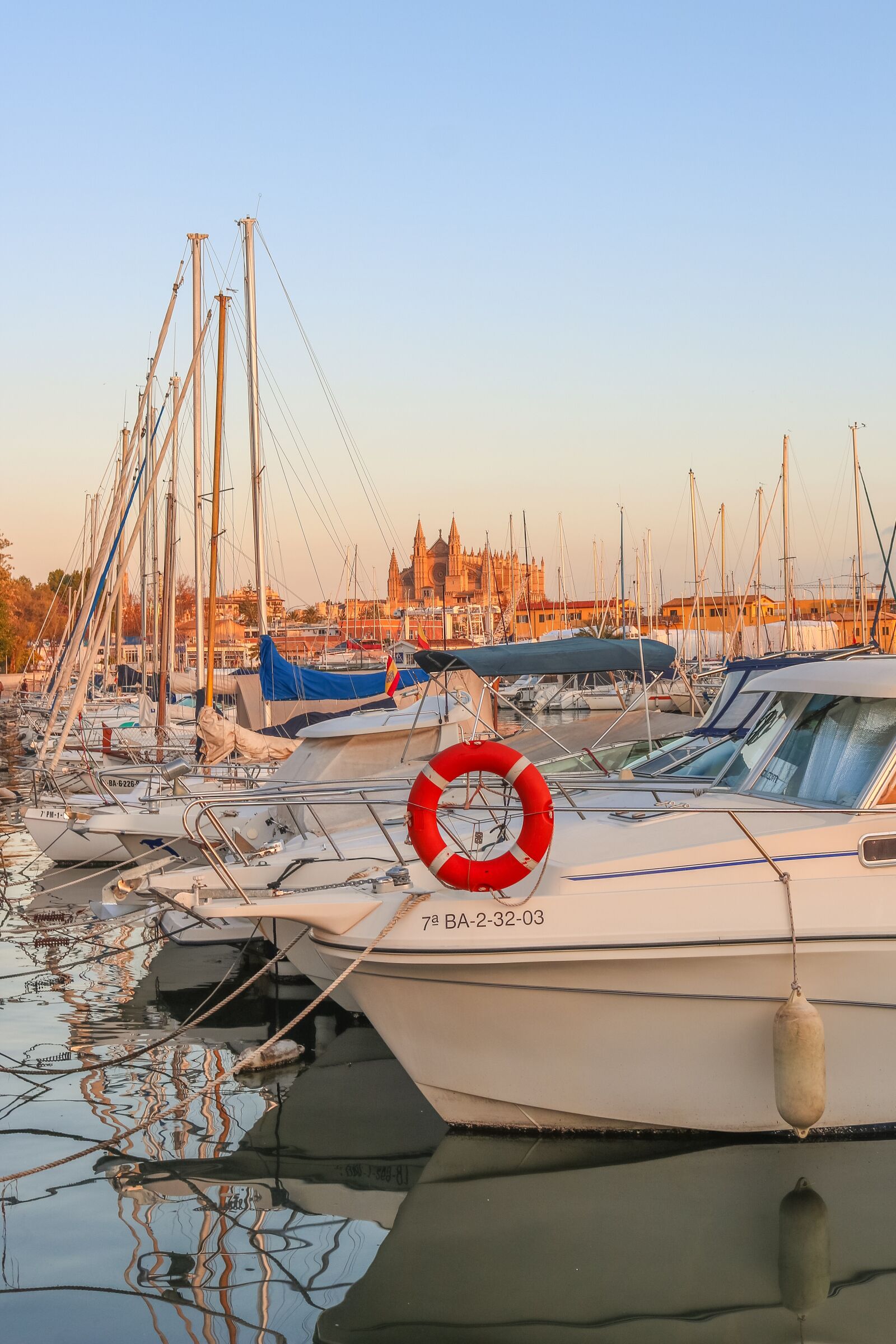 Canon EOS 750D (EOS Rebel T6i / EOS Kiss X8i) sample photo. Mallorca, palma, cathedral photography