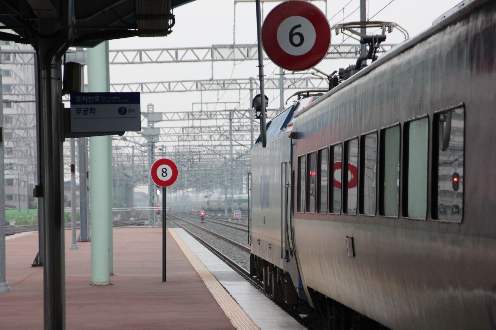 Canon EOS 600D (Rebel EOS T3i / EOS Kiss X5) sample photo. Train, railway, transportation photography