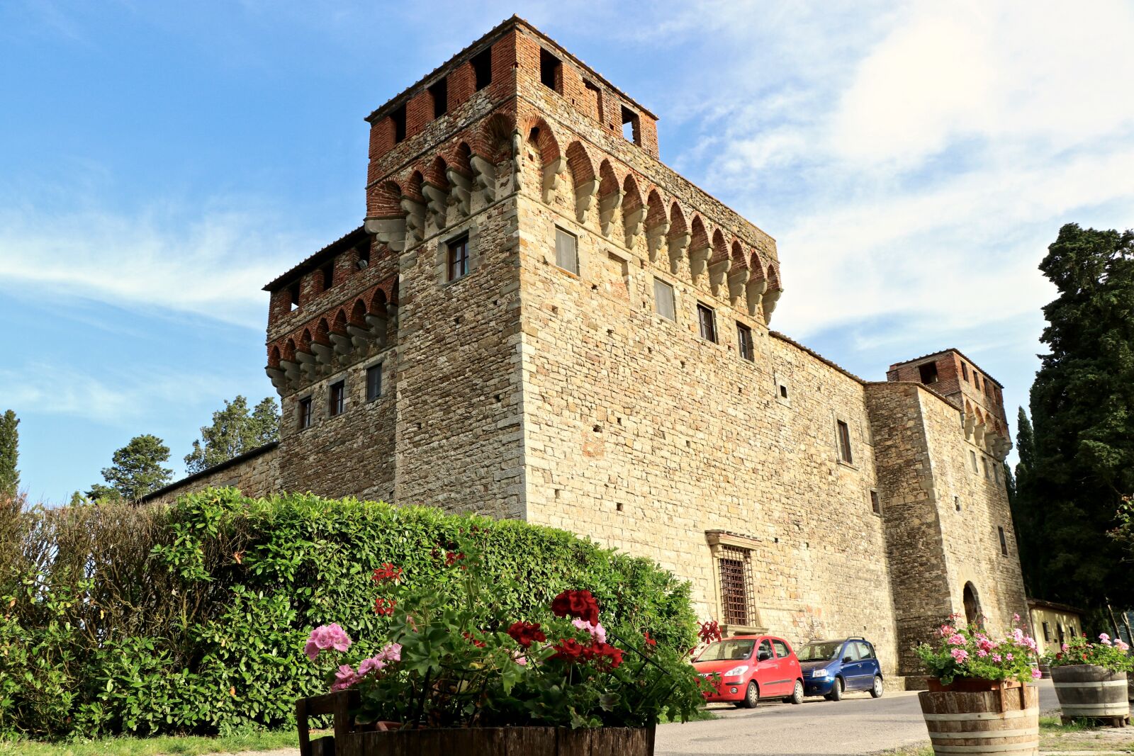 Canon EF-S 18-135mm F3.5-5.6 IS USM sample photo. Castle, architecture, ancient photography