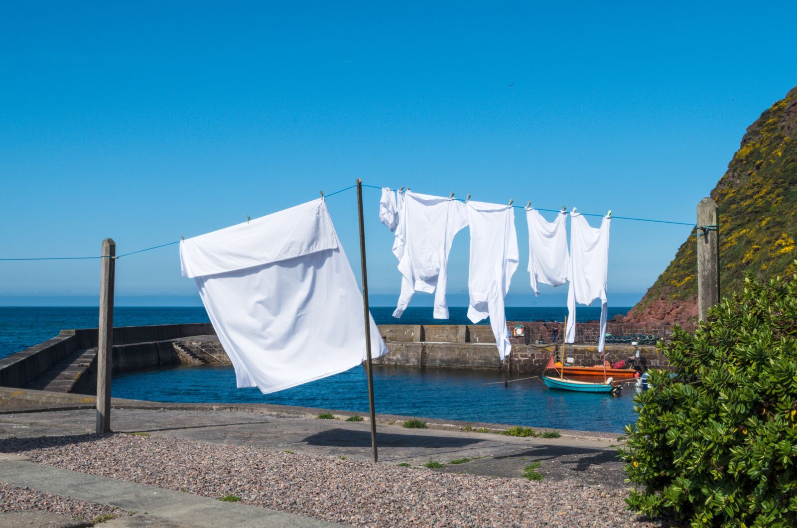 Pentax K-50 sample photo. Blue, laundry, clothes line photography