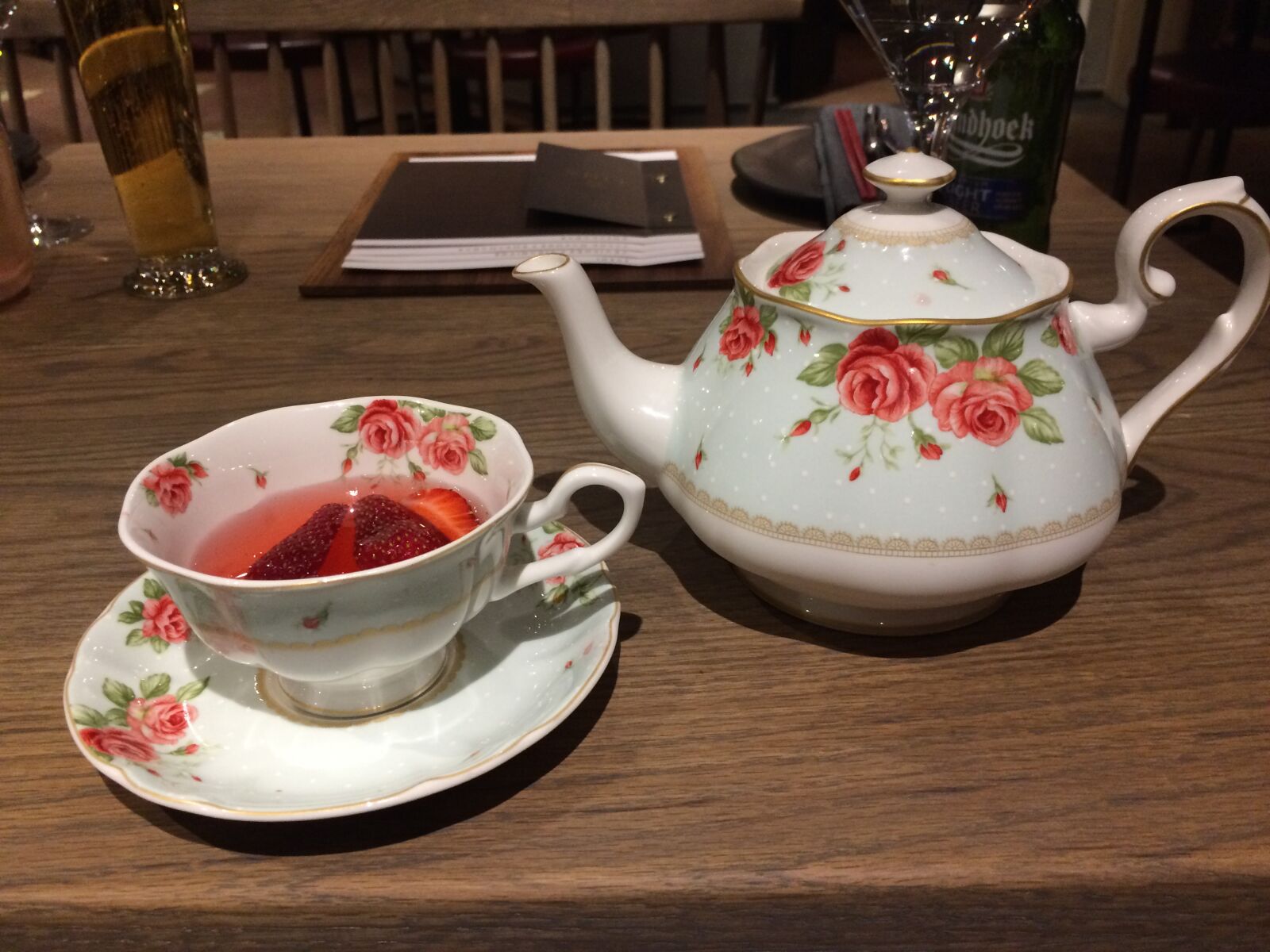 iPhone 5s back camera 4.15mm f/2.2 sample photo. English, tea, pretty, strawberries photography