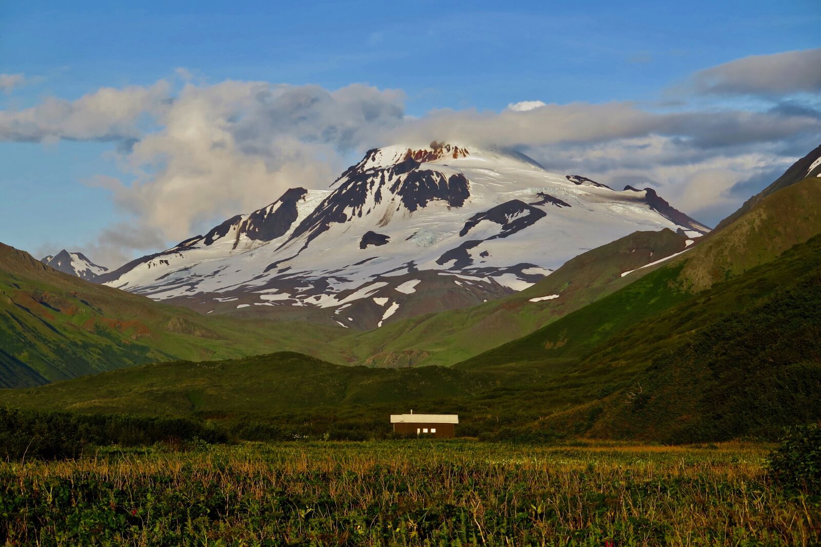 Canon PowerShot G16 sample photo. Alaska, wildlife, cloud sky photography