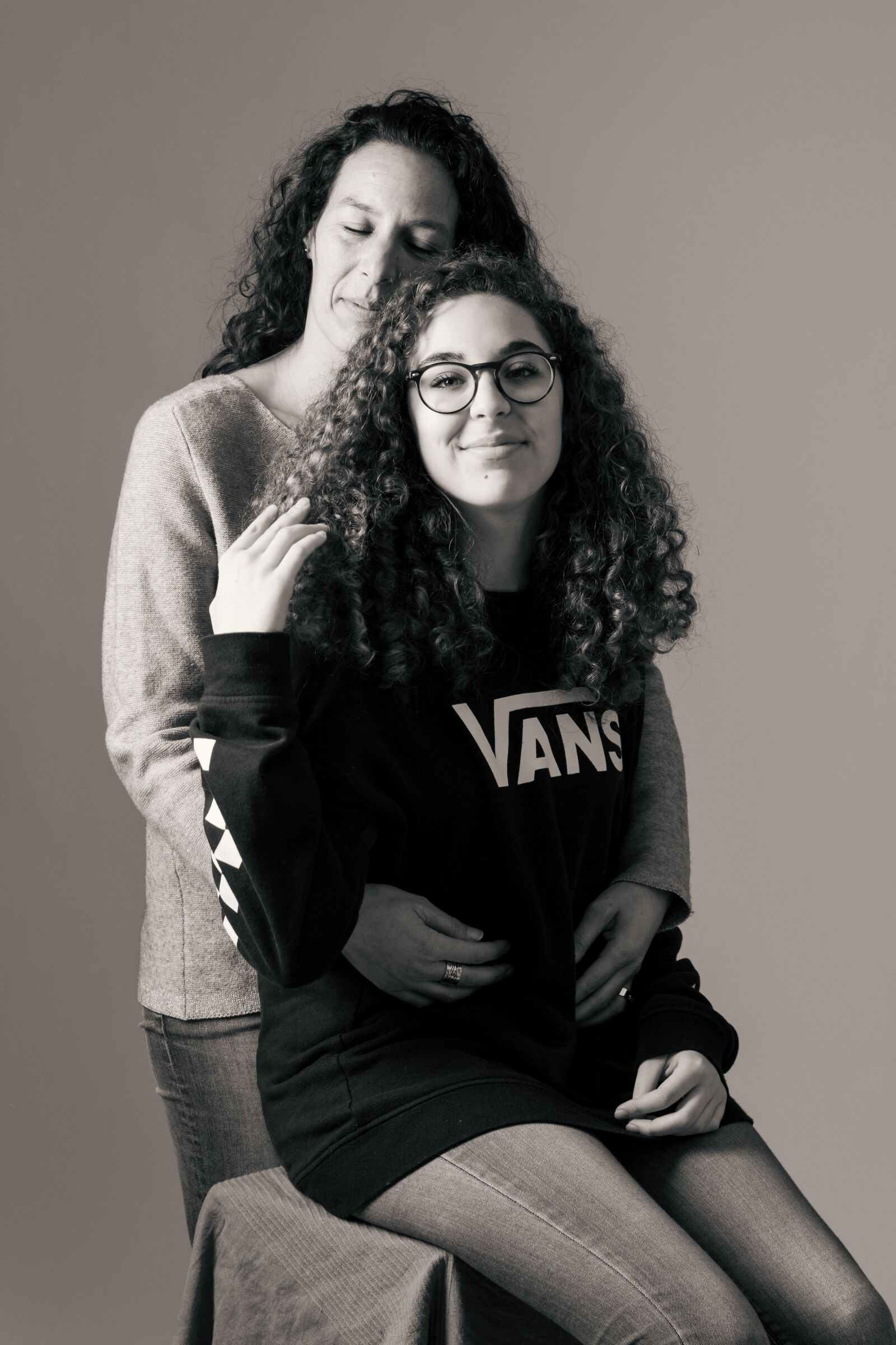 Canon EOS 5D Mark III sample photo. Mother, girl, family photography