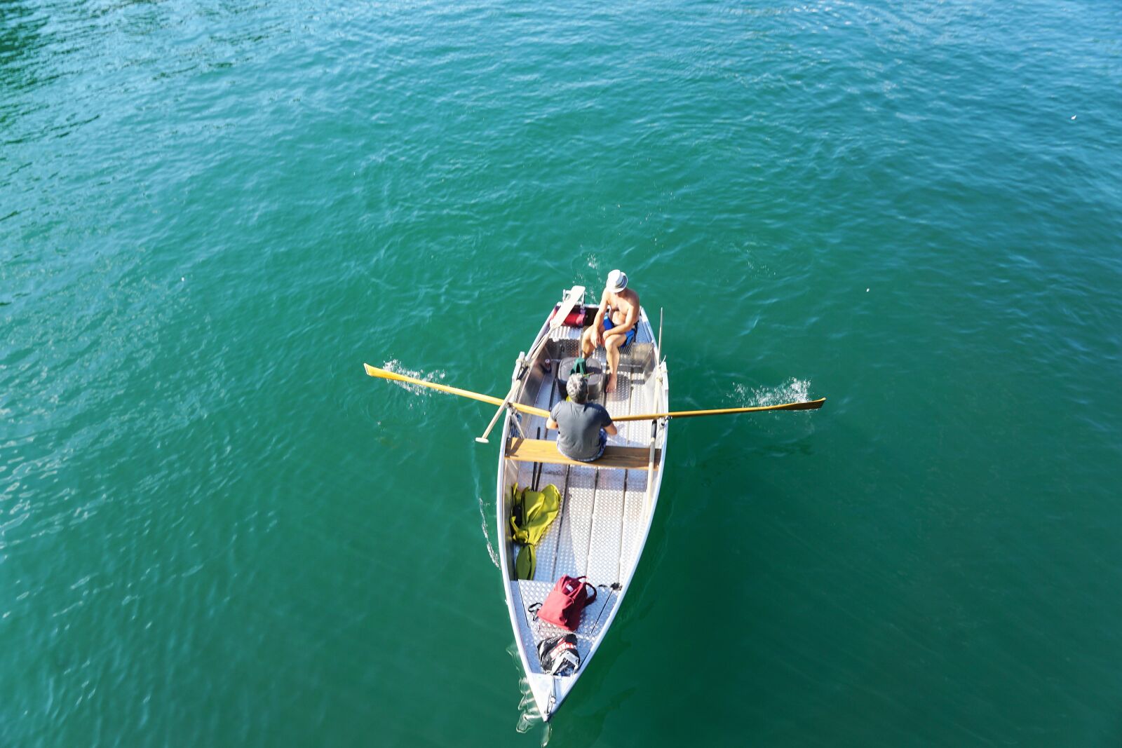 Sony ILCA-77M2 + Sony DT 16-50mm F2.8 SSM sample photo. Boat, river, human photography