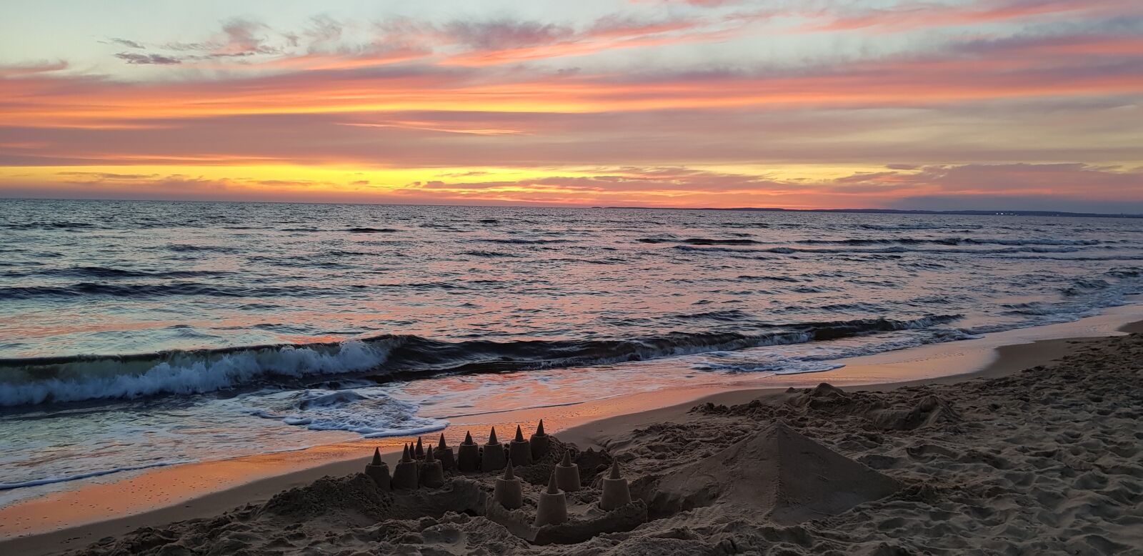 Samsung Galaxy S8 sample photo. Sunset, sea, beach photography