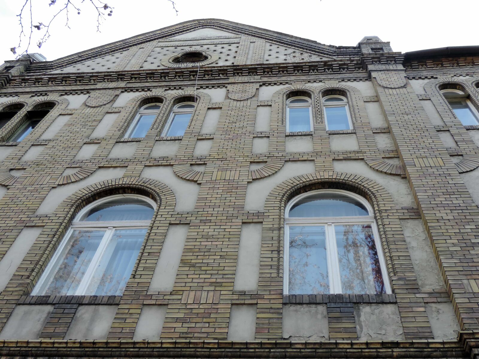 Nikon Coolpix P520 sample photo. Arch, detail, facade, building photography