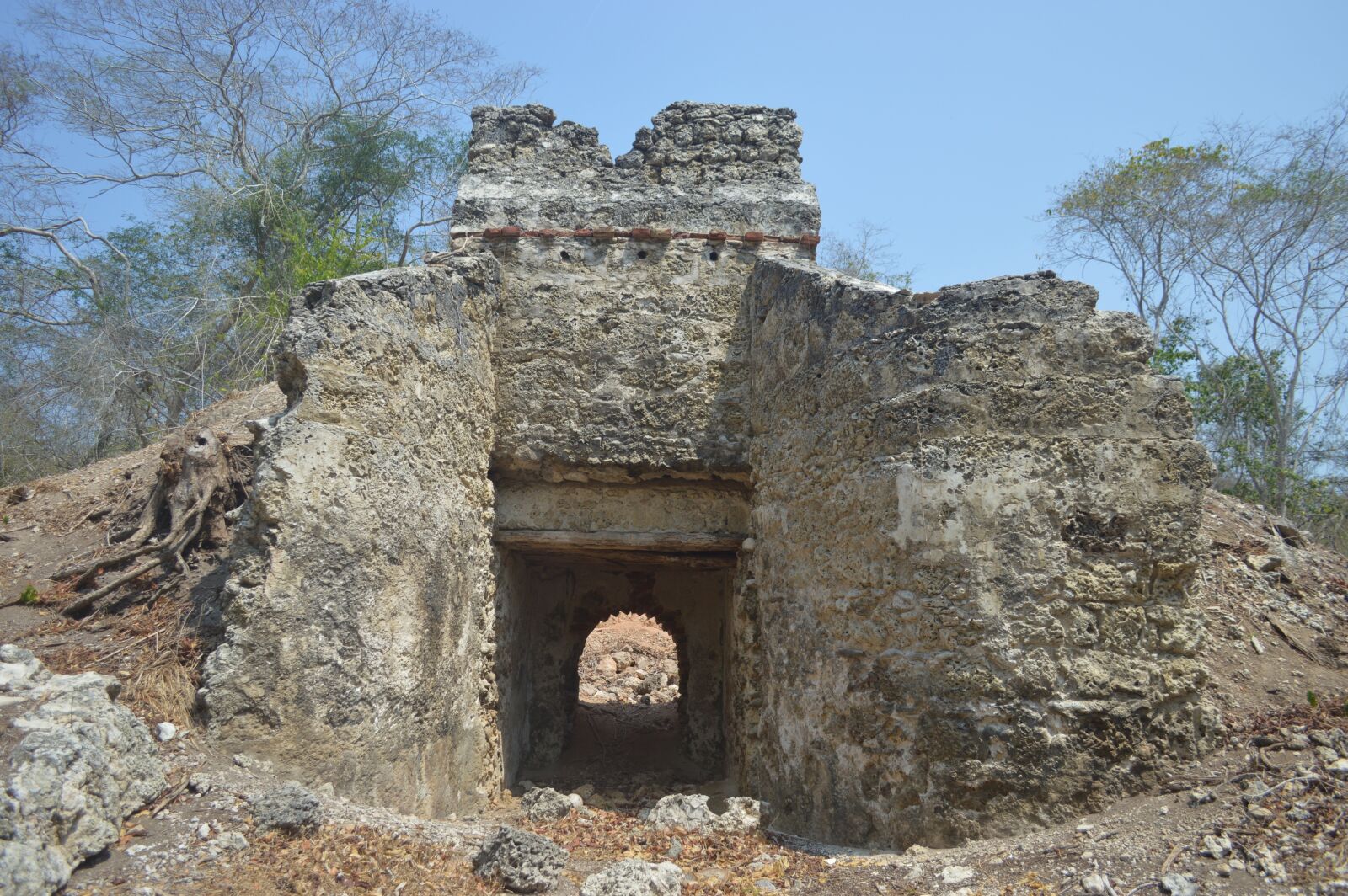 Nikon D3200 sample photo. Lime kiln, cartagena, heritage photography
