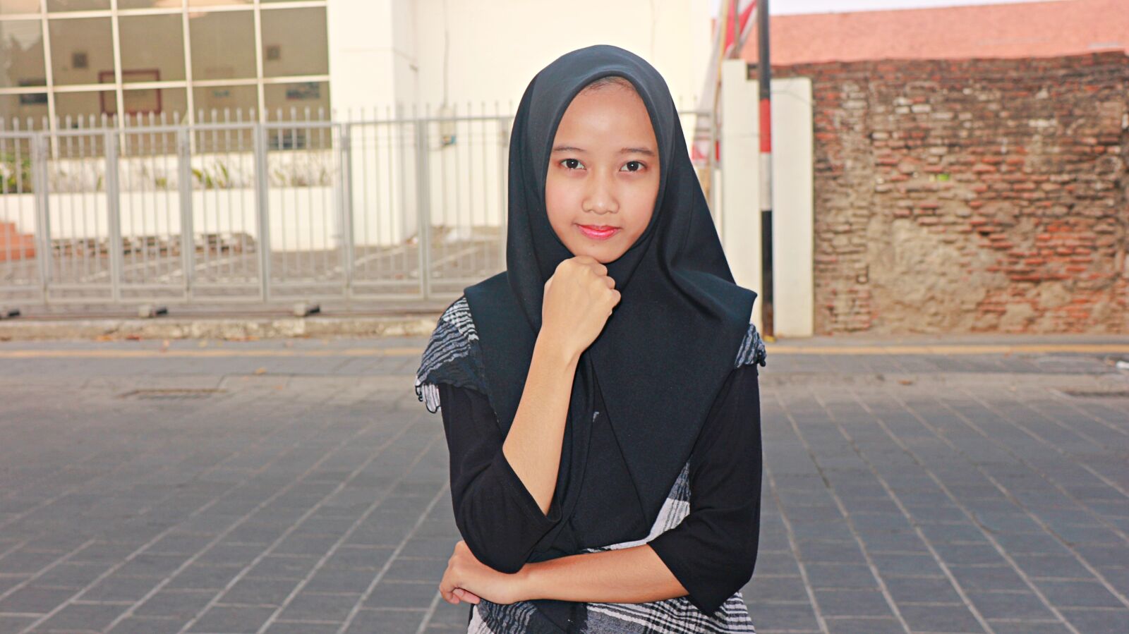 Canon EF-M 18-150mm F3.5-6.3 IS STM sample photo. Hijab, ramadhan, moslem photography