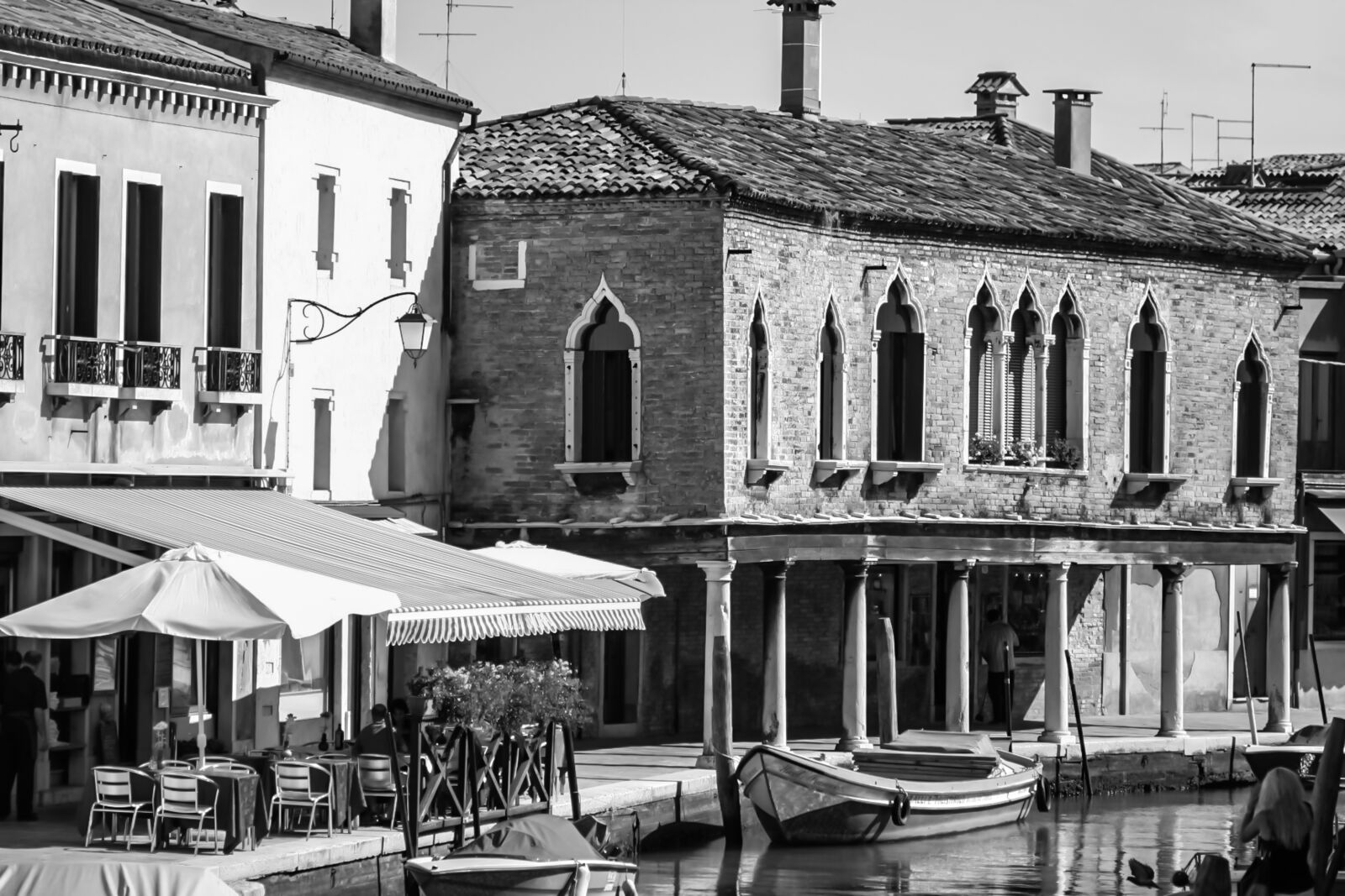 Canon EOS 350D (EOS Digital Rebel XT / EOS Kiss Digital N) sample photo. Italy, murano, island photography
