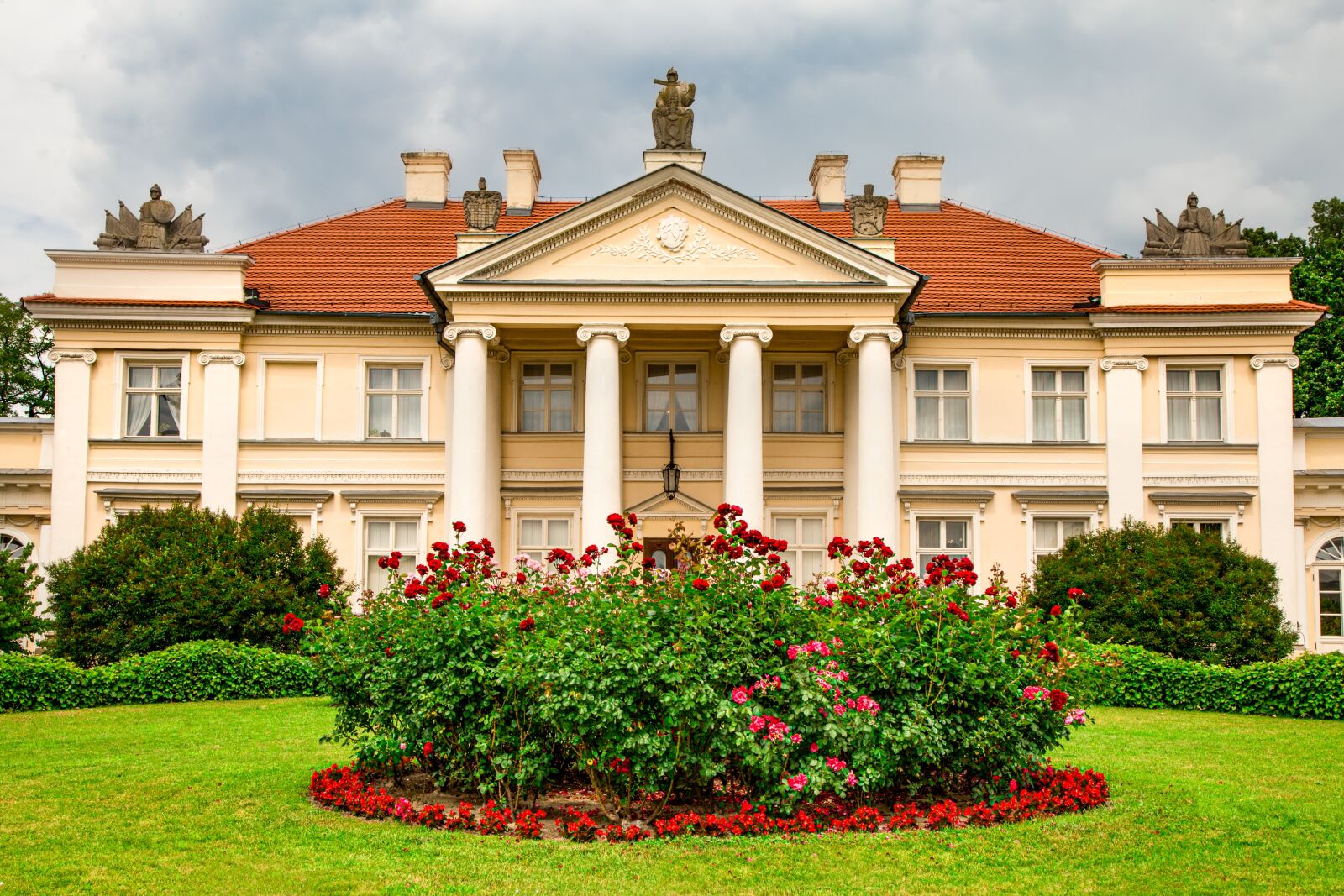 Canon EOS 6D + Canon EF 24-105mm F4L IS USM sample photo. The palace, landscape, architecture photography