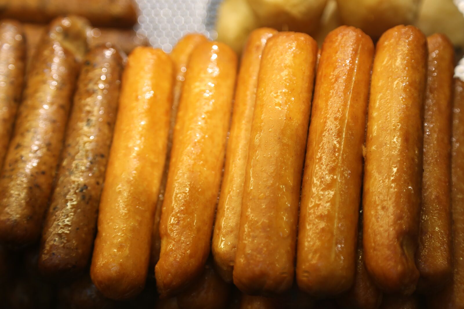 Canon EOS 6D sample photo. Sausages, chicken dish, fried photography