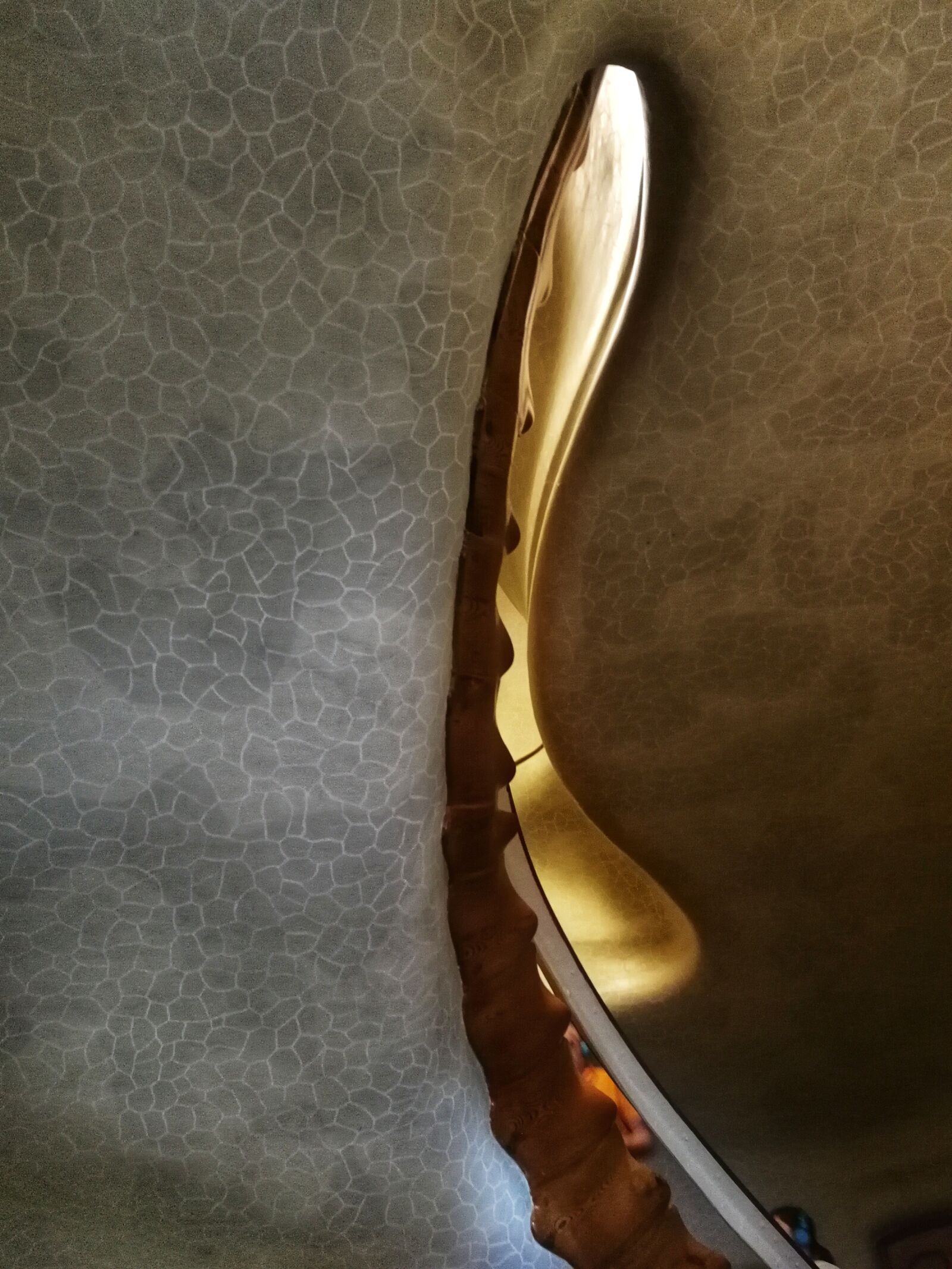 HUAWEI P10 sample photo. Building, gaudi, casa batllo photography