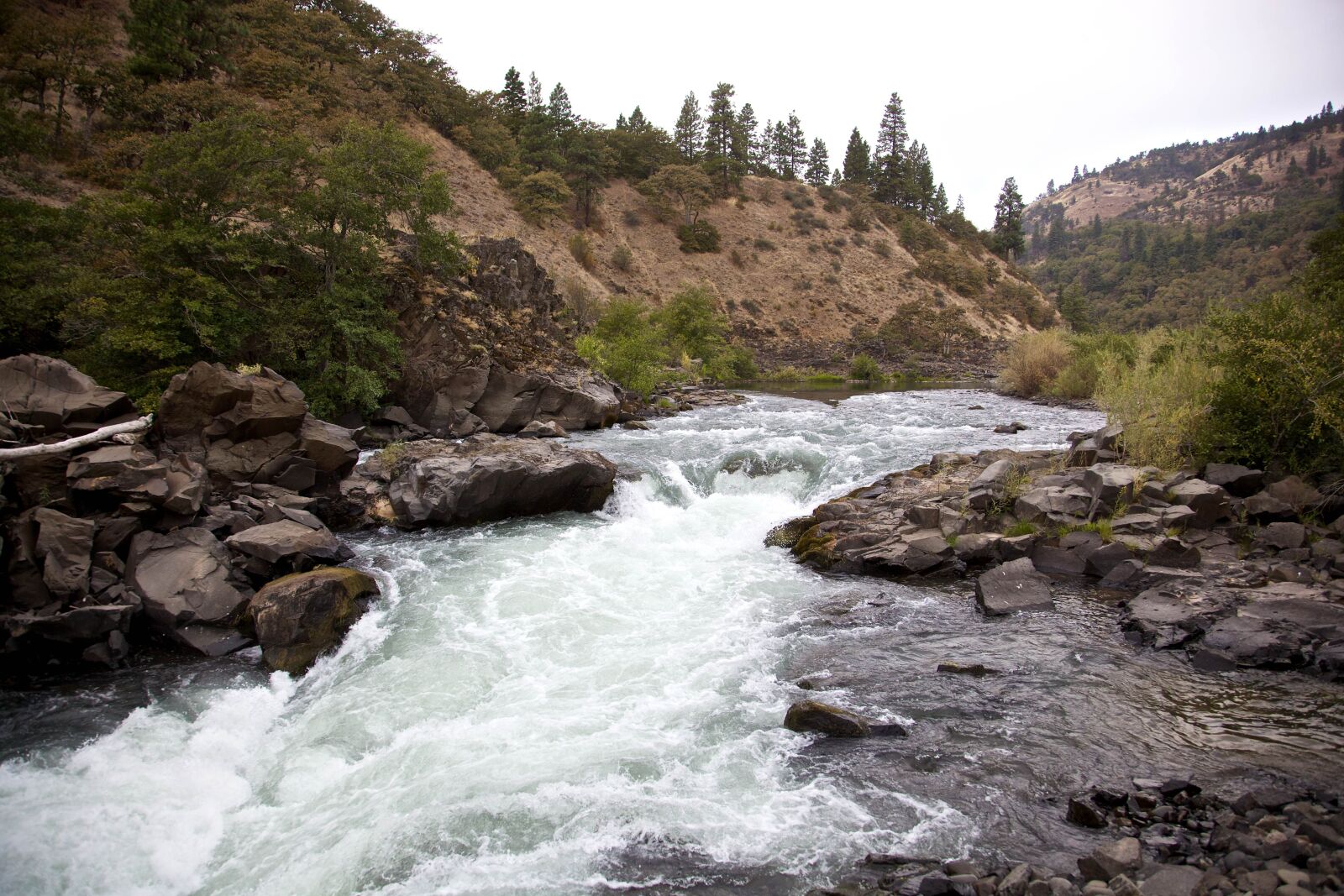 Canon EOS 5D Mark II sample photo. Klickitat, river, scenic photography