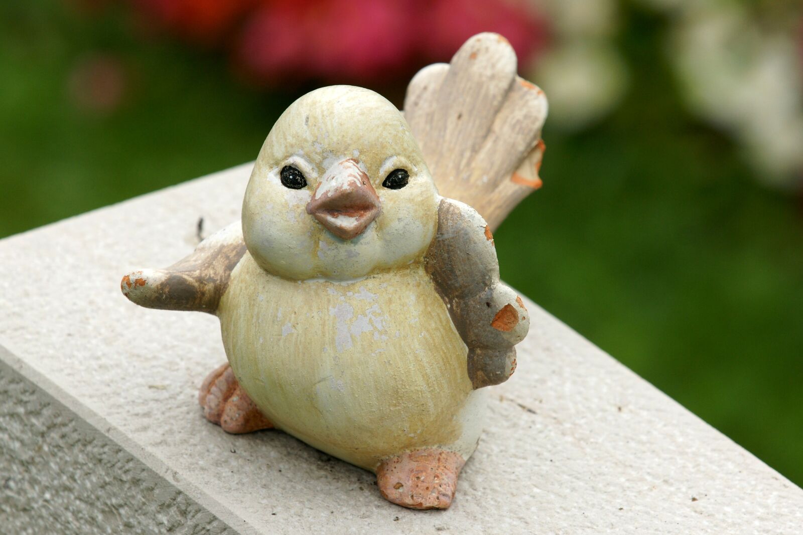 Sony Alpha DSLR-A700 sample photo. Bird, figure, sculpture photography