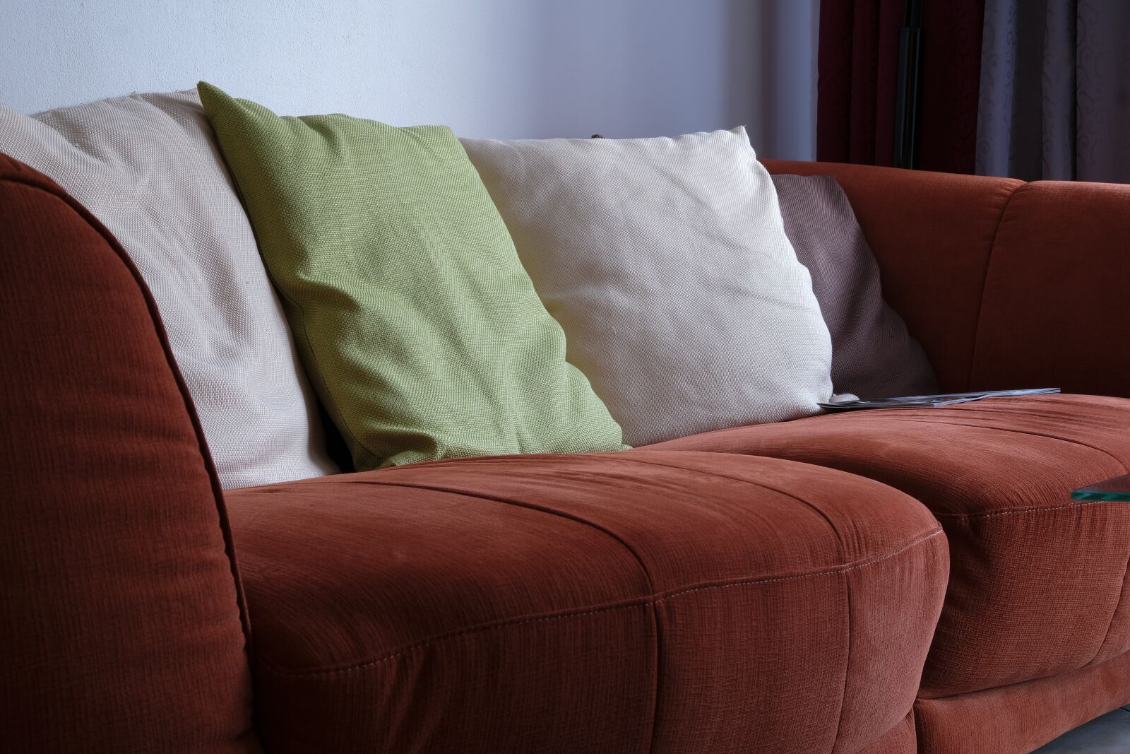 Fujifilm XF 18-55mm F2.8-4 R LM OIS sample photo. Sofa, seat, couch photography