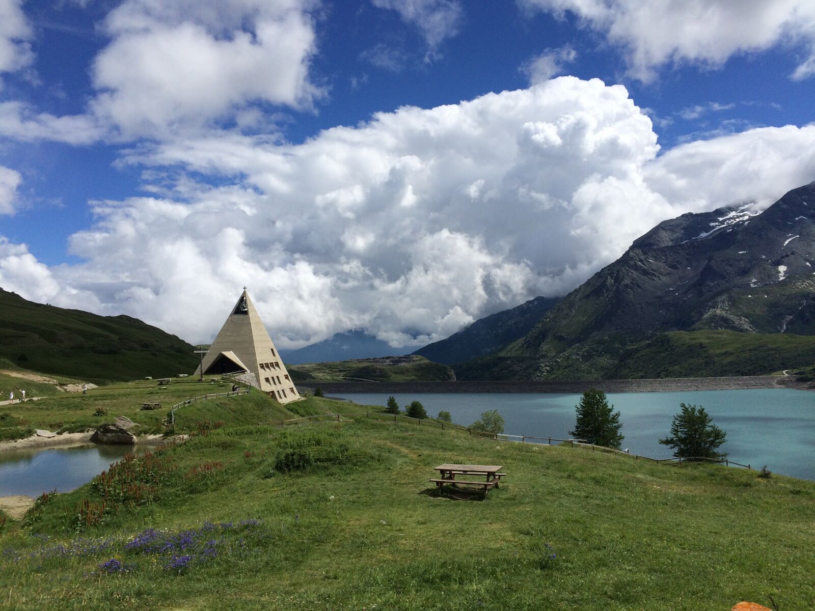 iPhone 5s back camera 4.15mm f/2.2 sample photo. Lanslebourg, mont cenis, lake photography