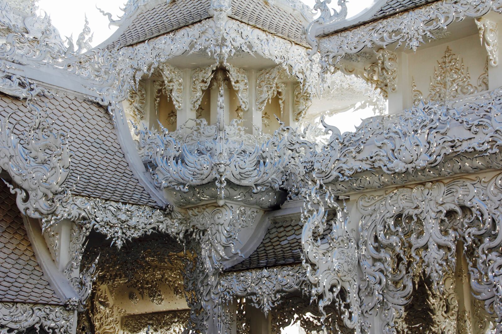 Canon EOS 60D sample photo. Wat rong khun, temple photography