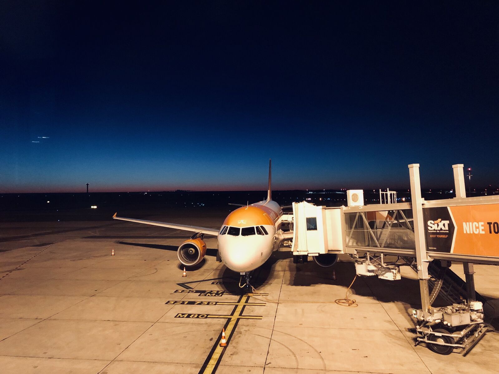 Apple iPhone 8 Plus sample photo. Aircraft, airport, travel photography