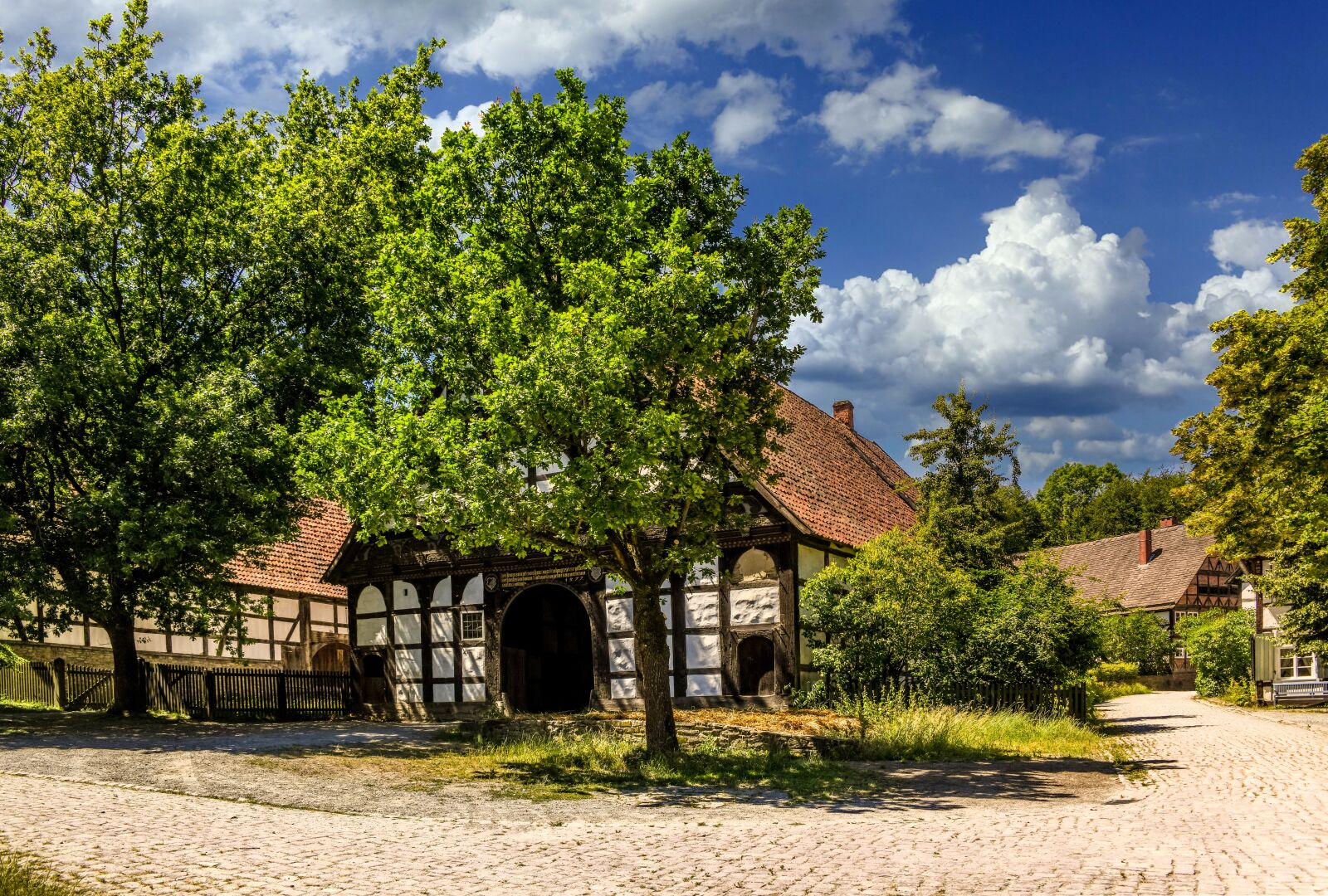 Tamron 28-300mm F3.5-6.3 Di VC PZD sample photo. Farm, truss, farmhouse photography