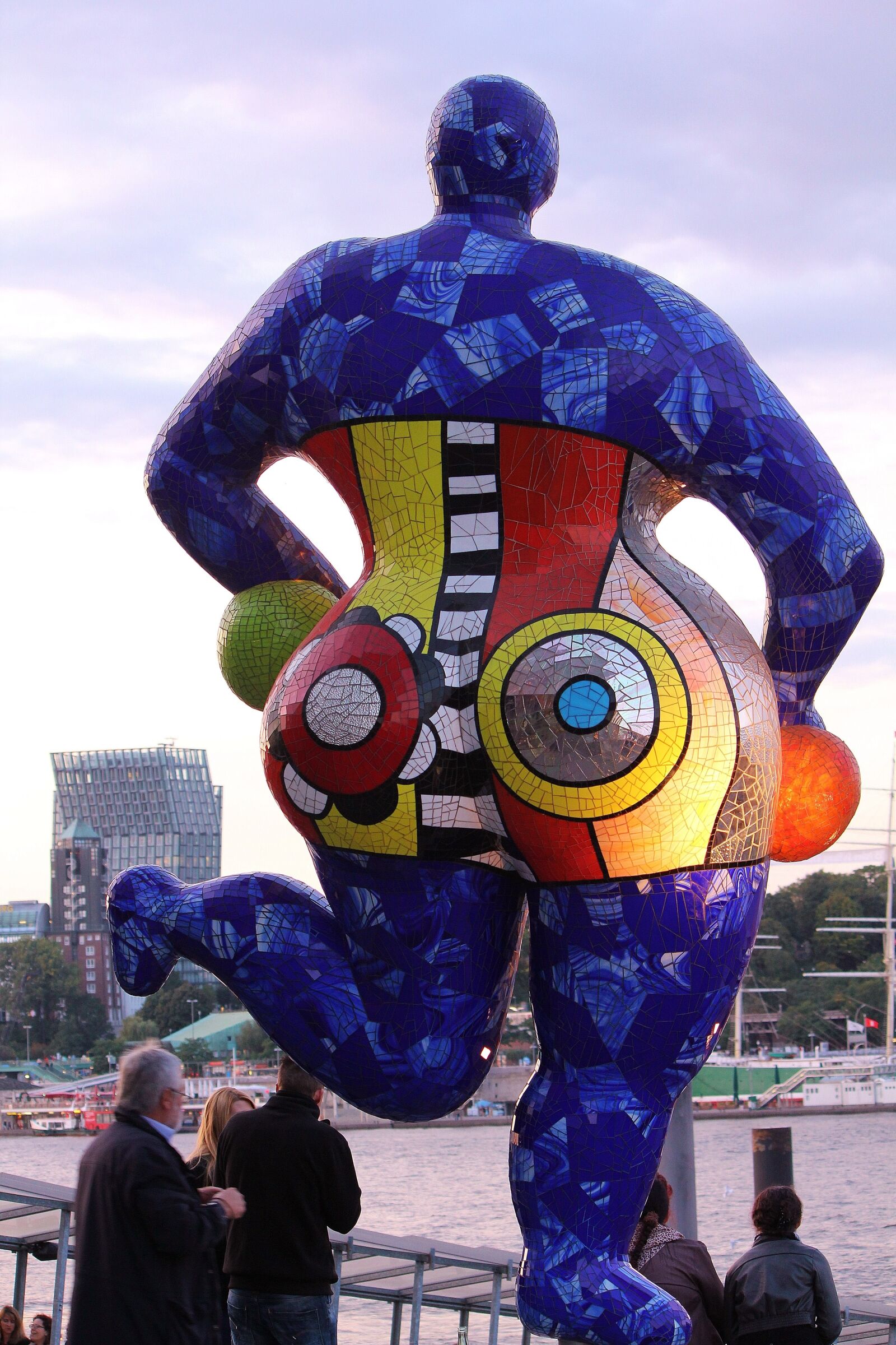 Canon EOS 550D (EOS Rebel T2i / EOS Kiss X4) sample photo. Art, mosaic, monument photography