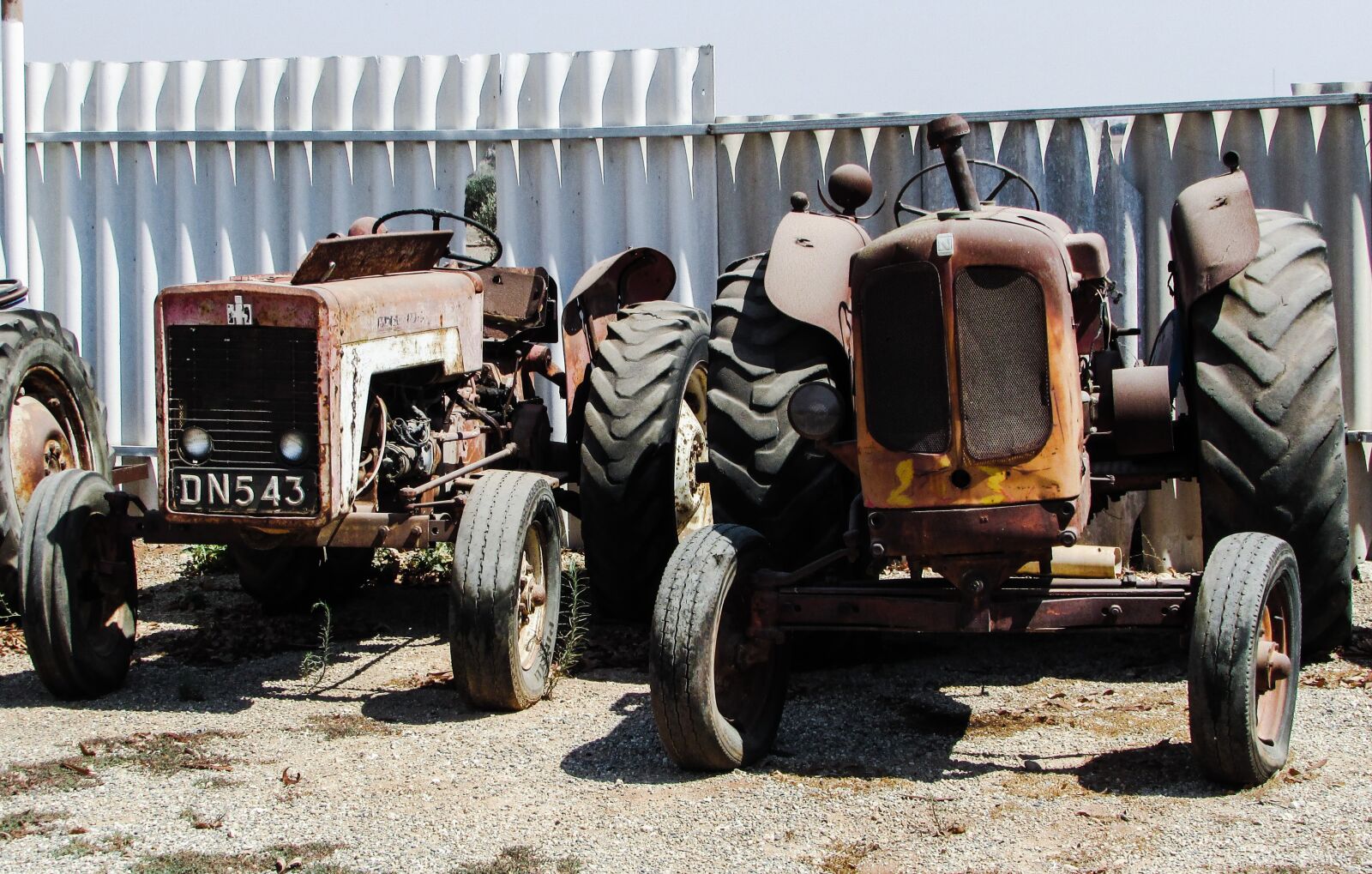 Canon PowerShot SX400 IS sample photo. Tractors, rusty, old photography