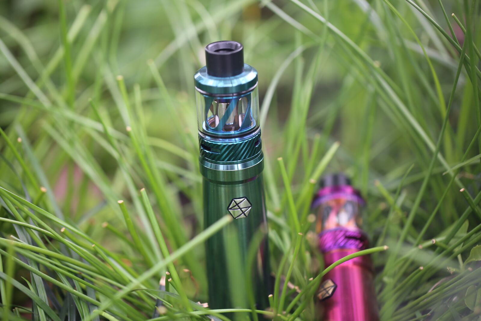 Canon EF 100mm F2.8L Macro IS USM sample photo. Vape, electronic cigarette, uwell photography