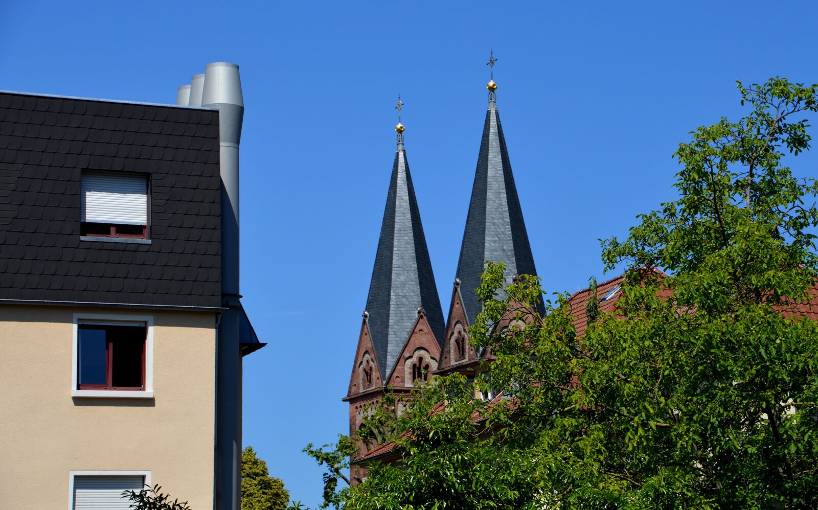 Nikon D3200 sample photo. Church, towers, heidelberg photography