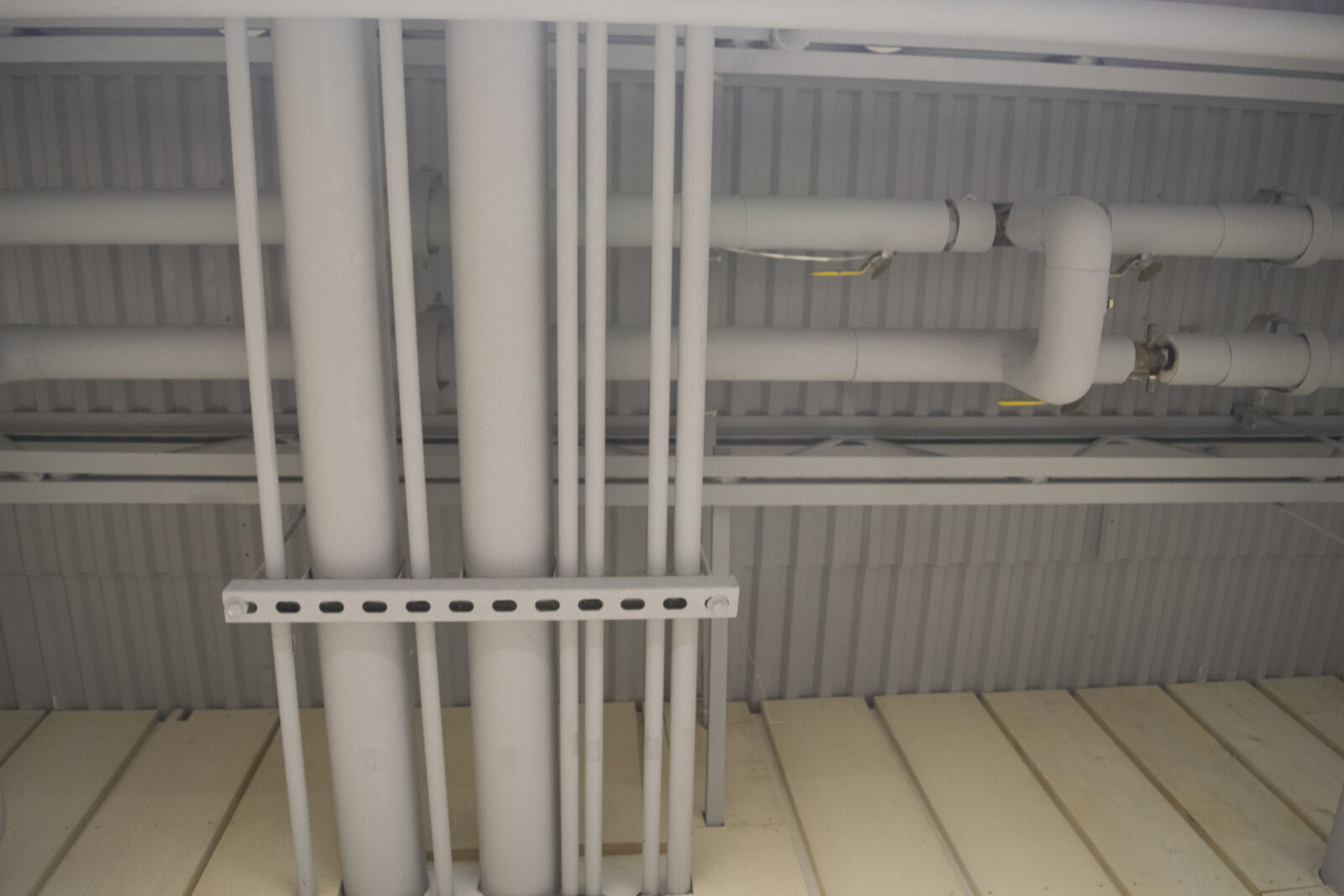 Nikon D5300 sample photo. Ceiling, grey, pipes, theme photography
