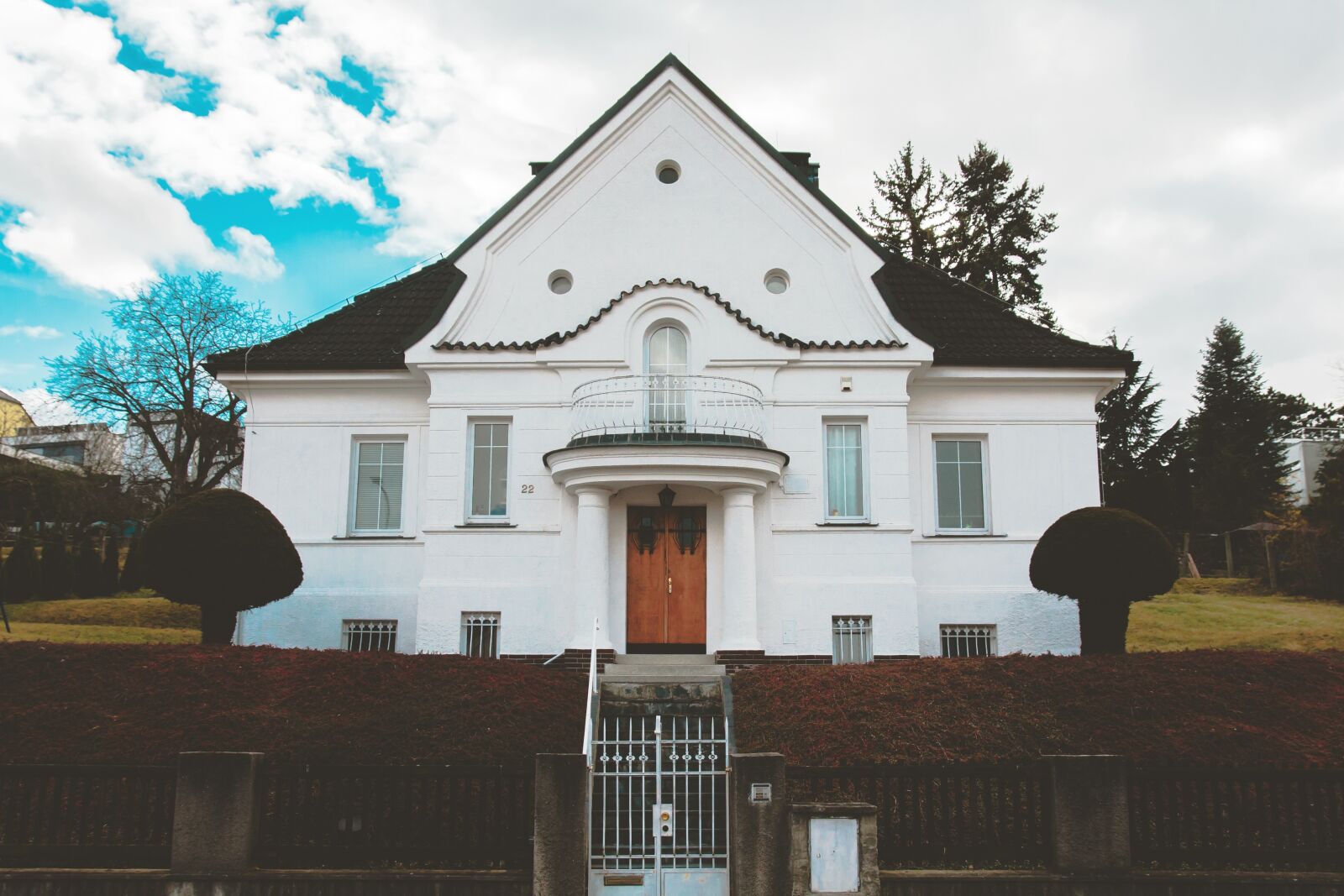 Canon EOS 40D sample photo. Architecture, house, structure photography